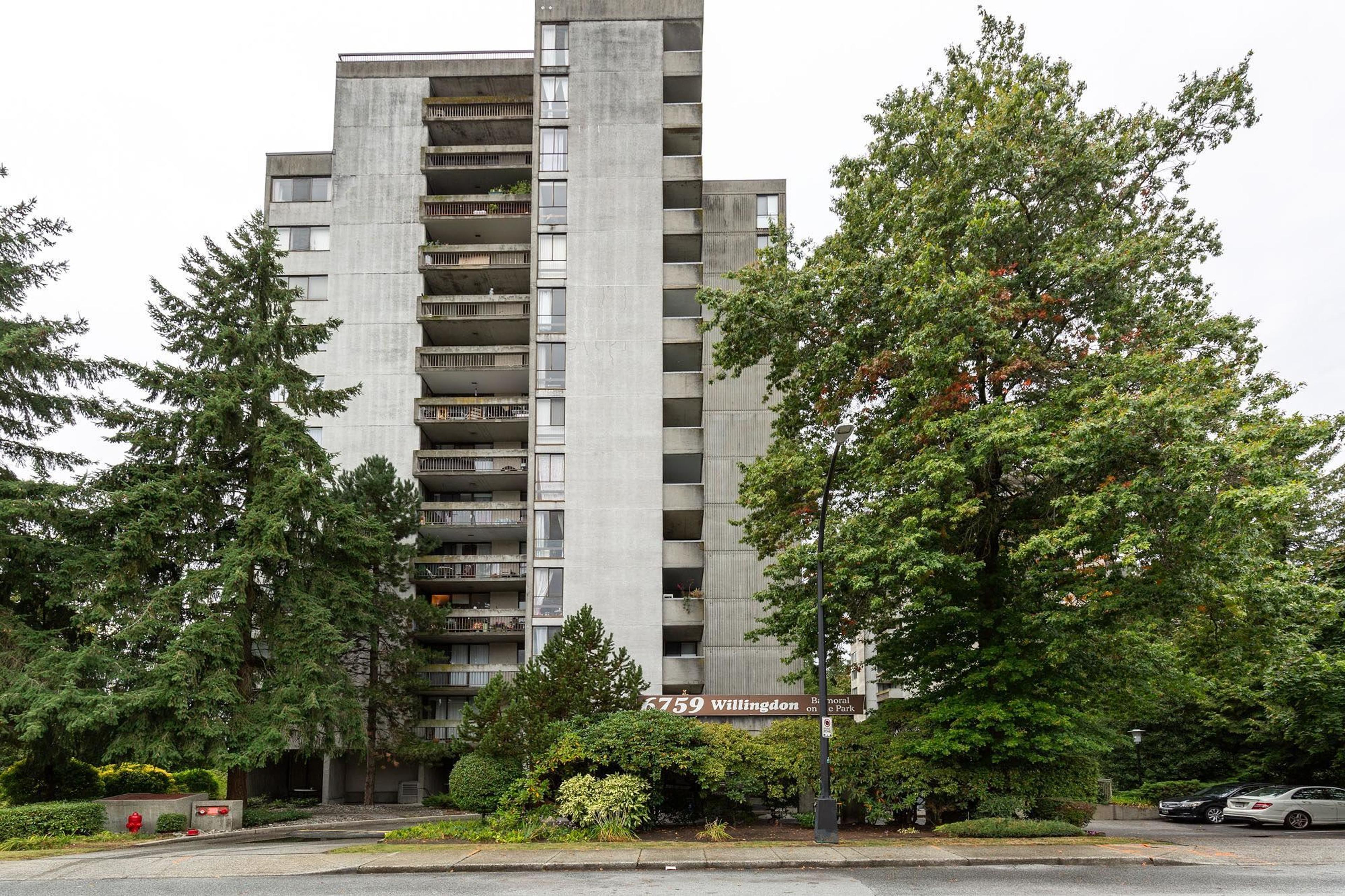 6759 Willingdon Avenue, Burnaby - Exteriors - Full Complex View - Photo 3