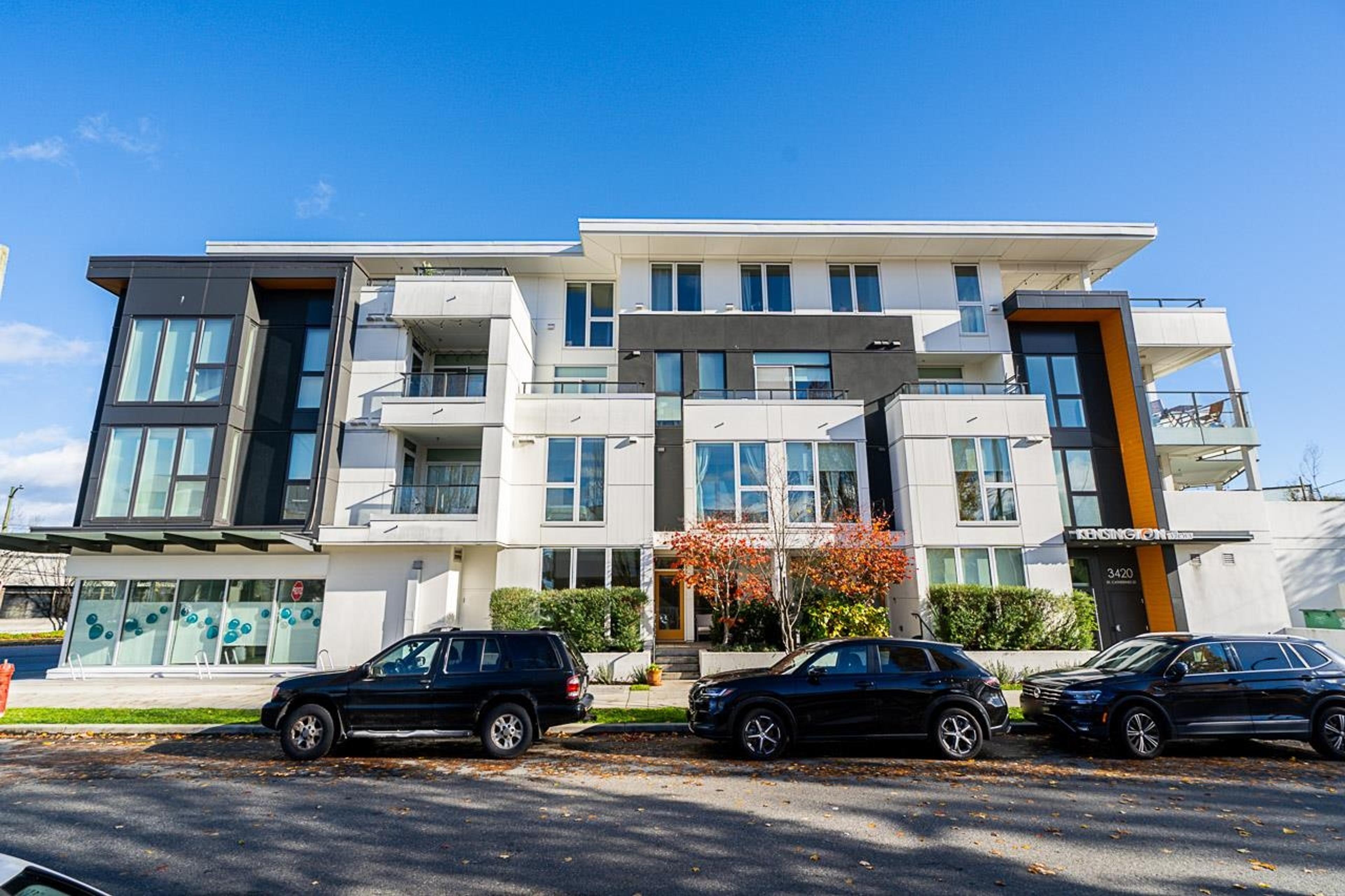 3412 St. Catherines Street, Vancouver - Exteriors - Full Complex View - Photo 3