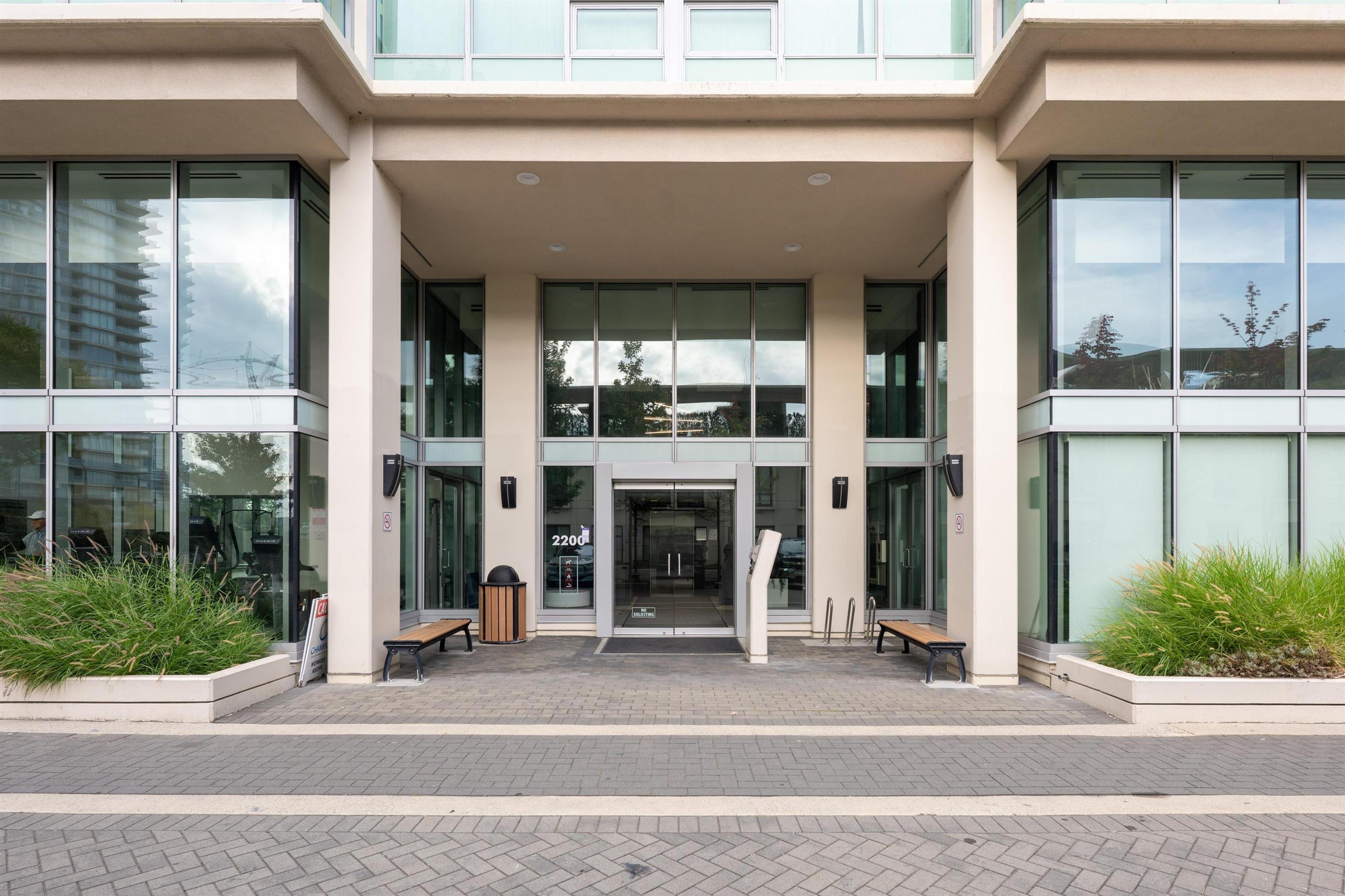 2200 Douglas Road, Burnaby - Exteriors - Photo 1