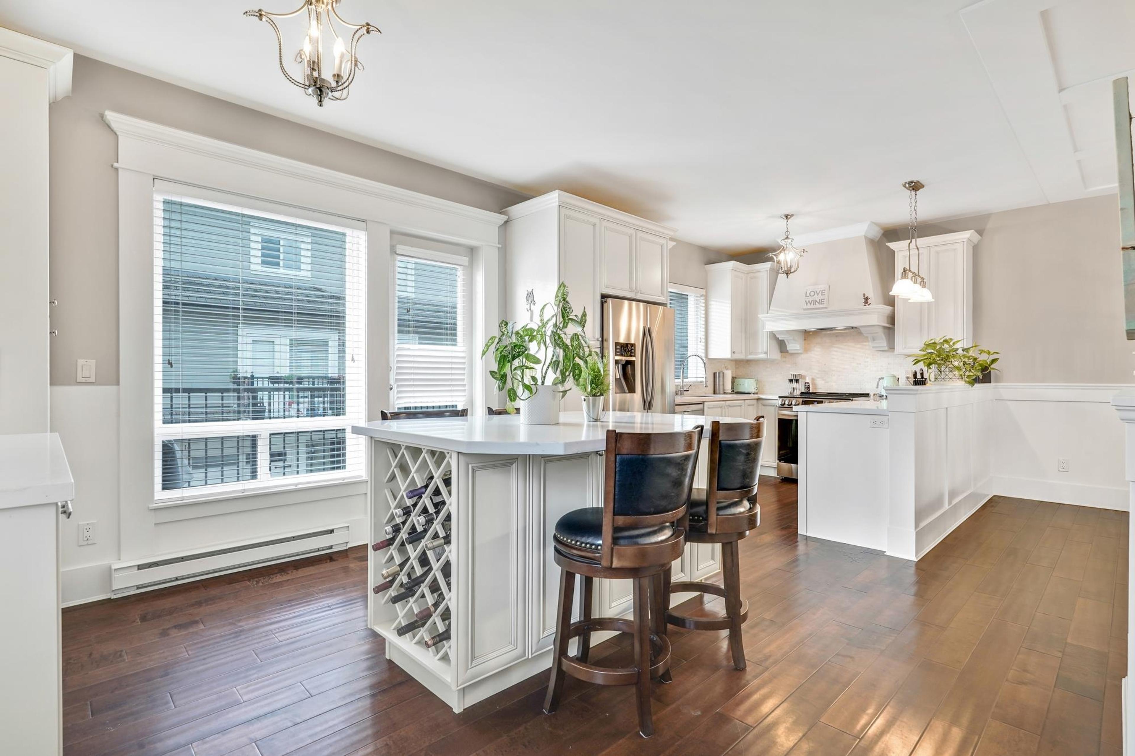 3268 156a Street, Surrey - Exteriors - Photo 2