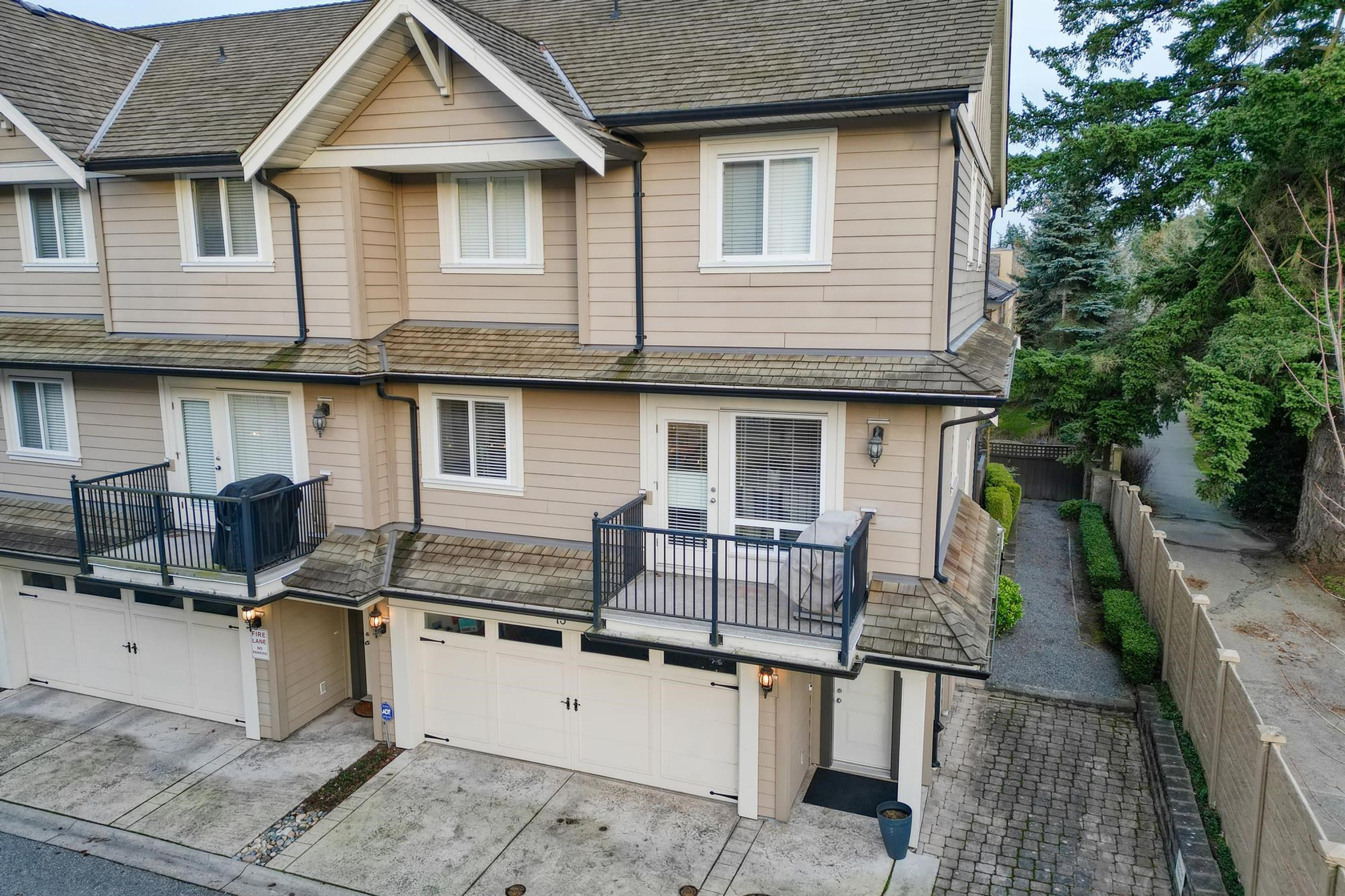 3268 156a Street, Surrey - Exteriors - Photo 9