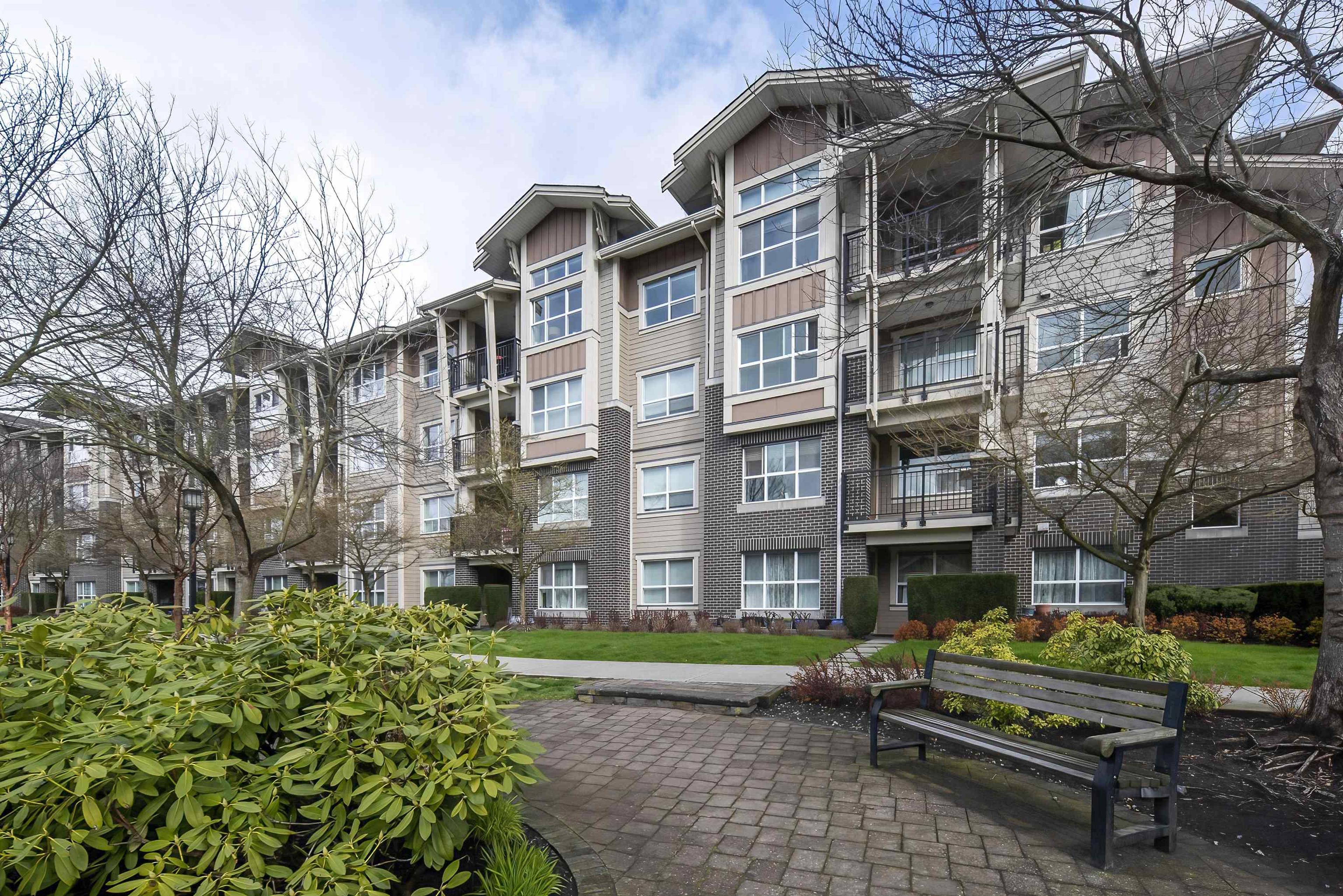 5665 Irmin Street, Burnaby - Exteriors - Photo 2