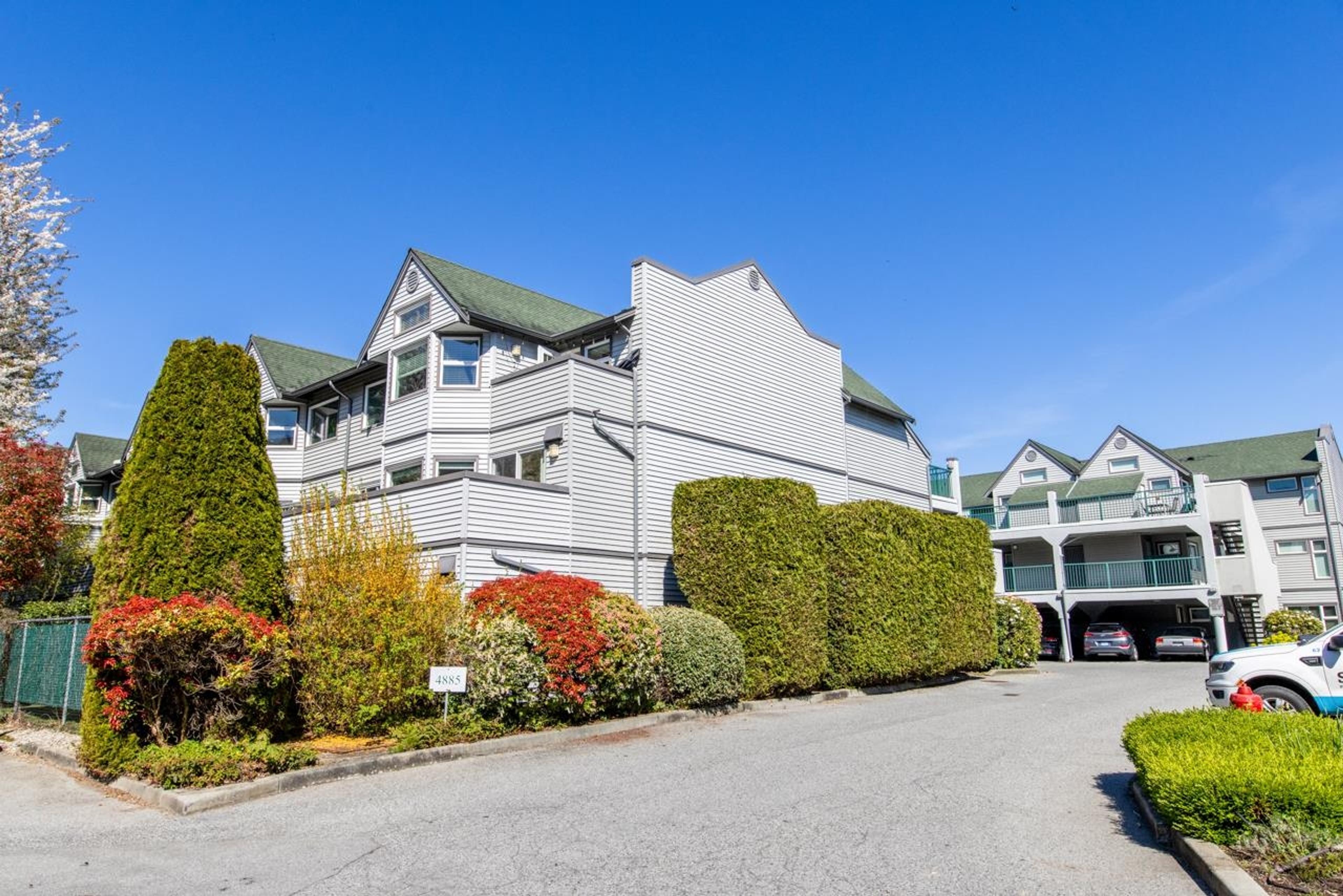 4885 53 Street, Delta - Exteriors - Full Complex View - Photo 2