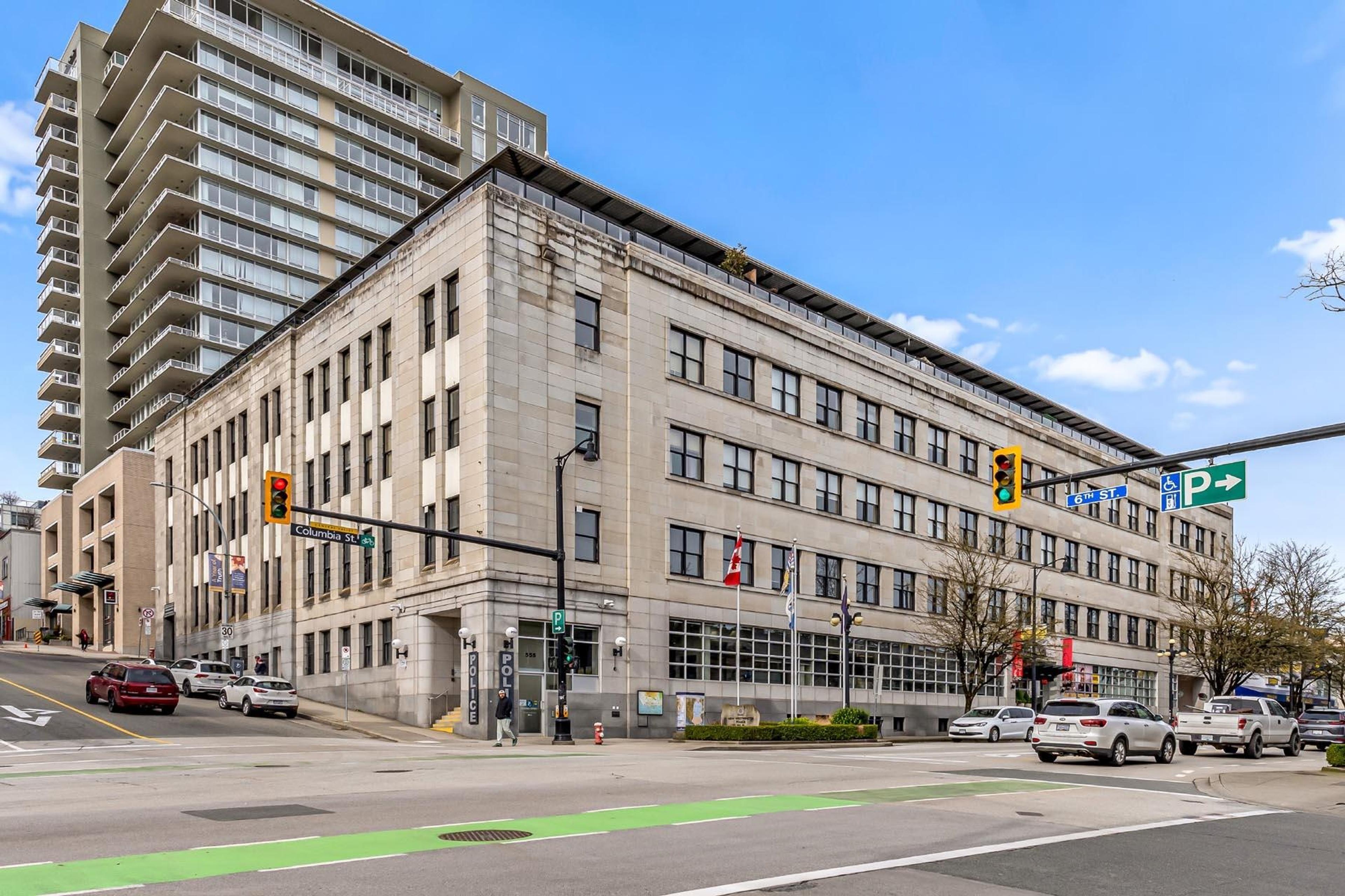 549 Columbia Street, New Westminster - Exteriors - Photo 2