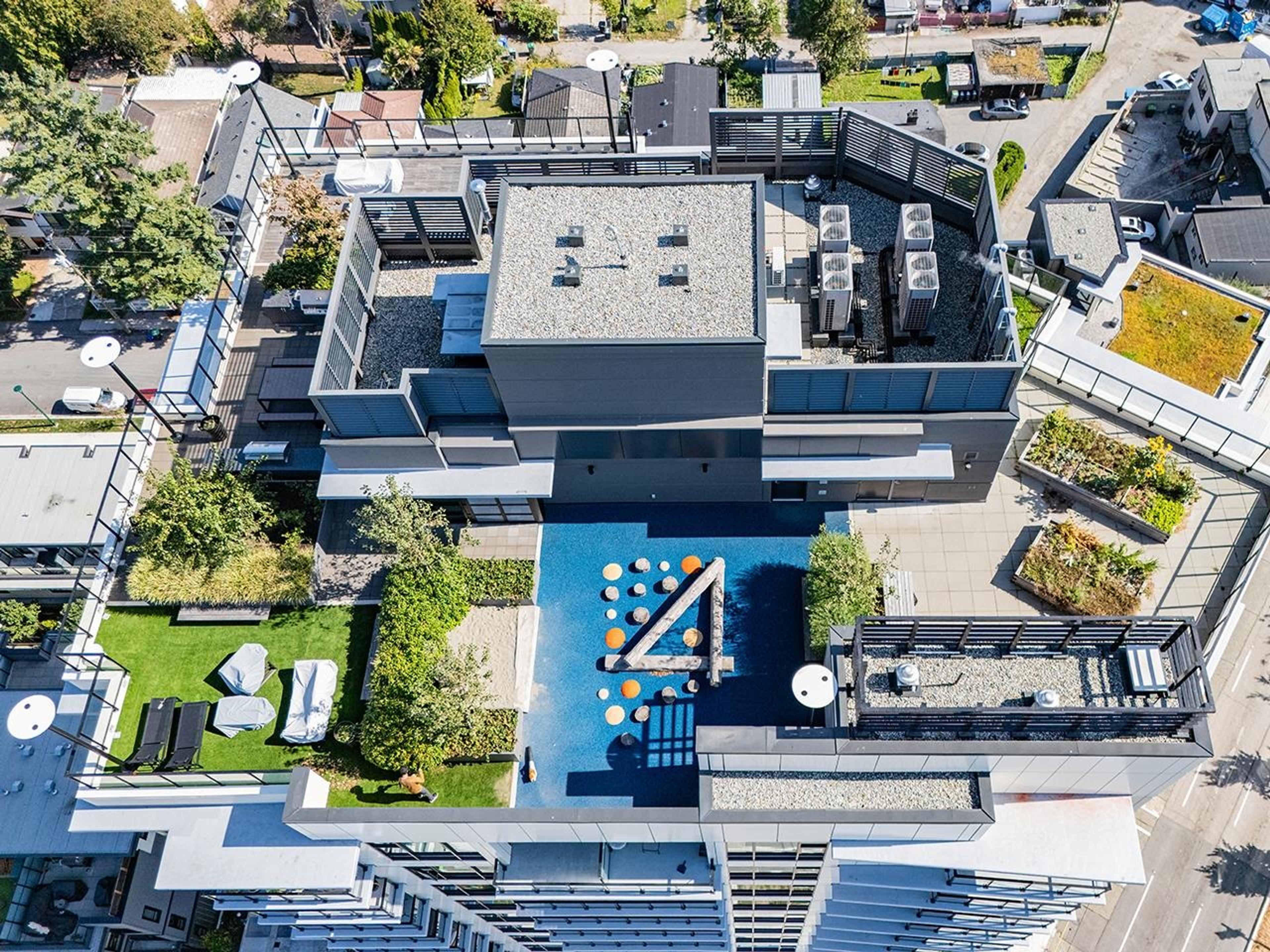 3932 Dumfries Street, Vancouver - Exteriors - Drone/Aerial View - Photo 2