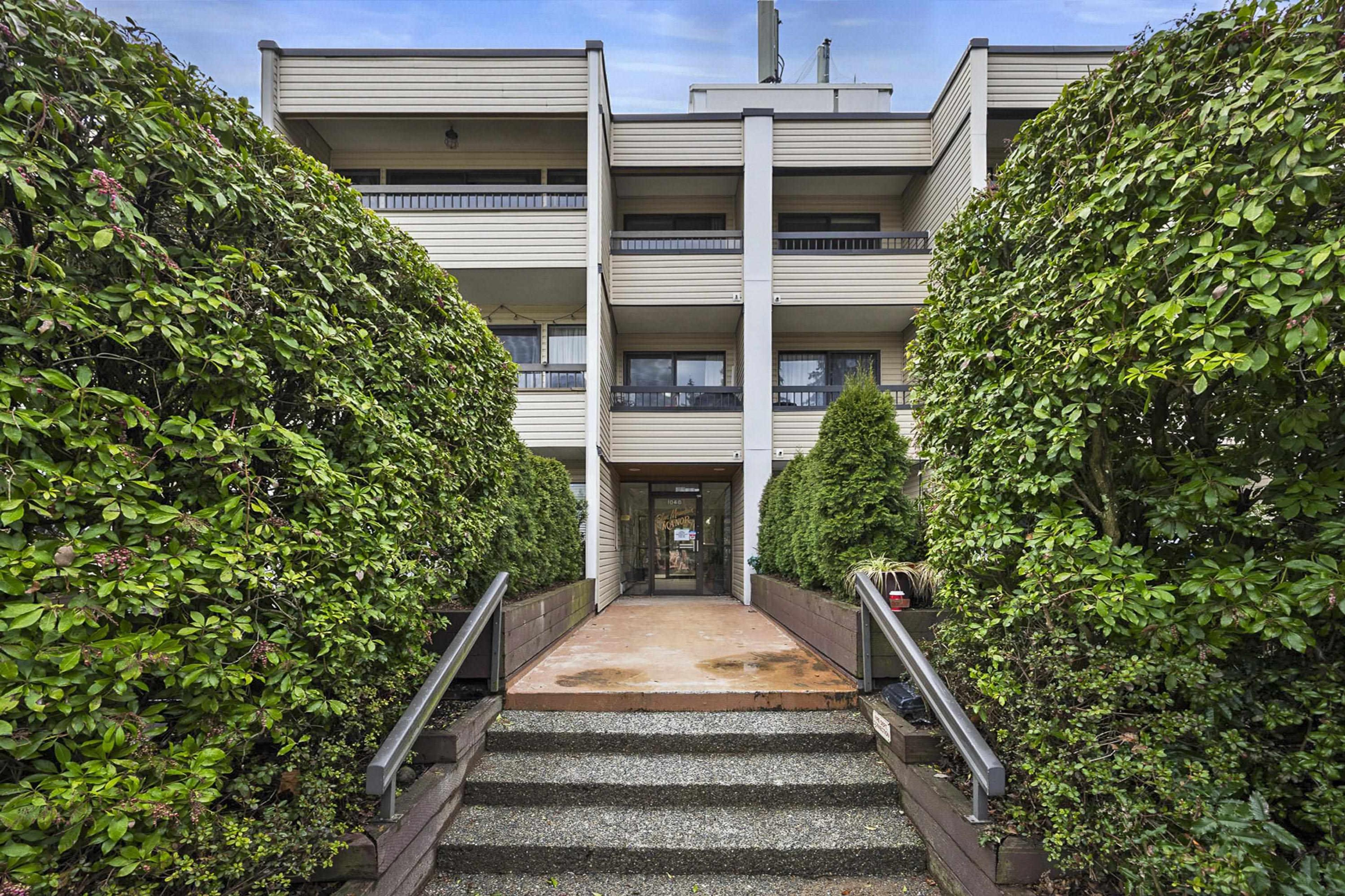 1048 King Albert Avenue, Coquitlam - Exteriors - Photo 2