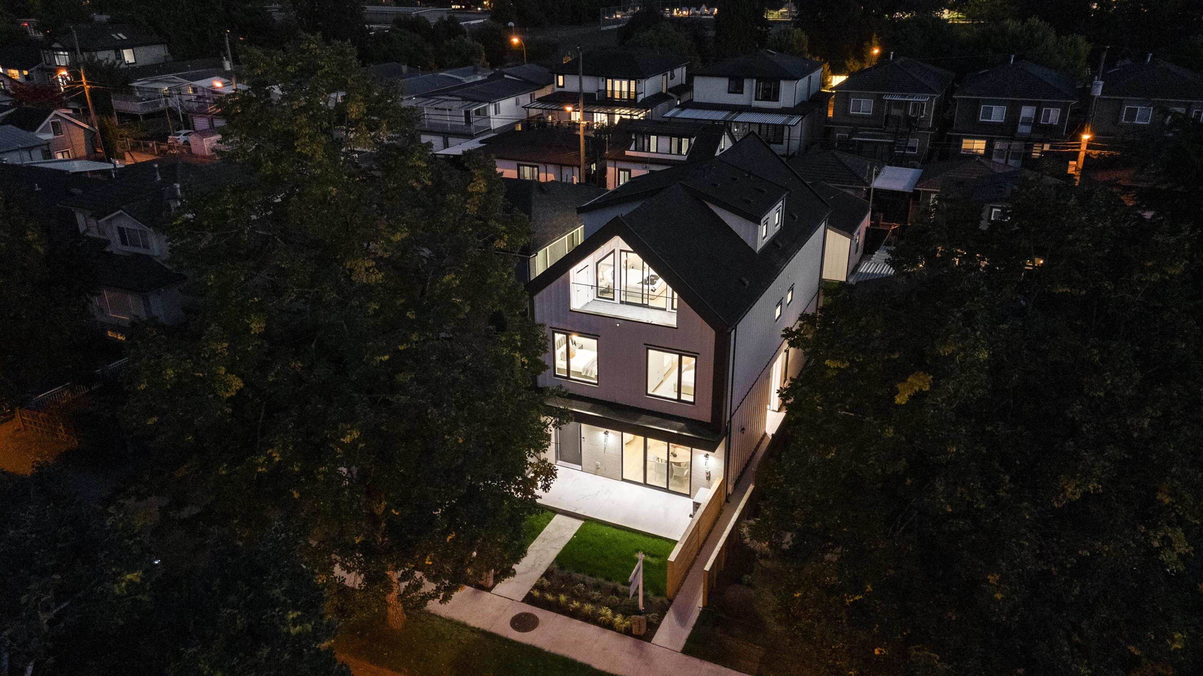2386 E 45th Avenue, Vancouver - Exteriors - Drone/Aerial View - Photo 3