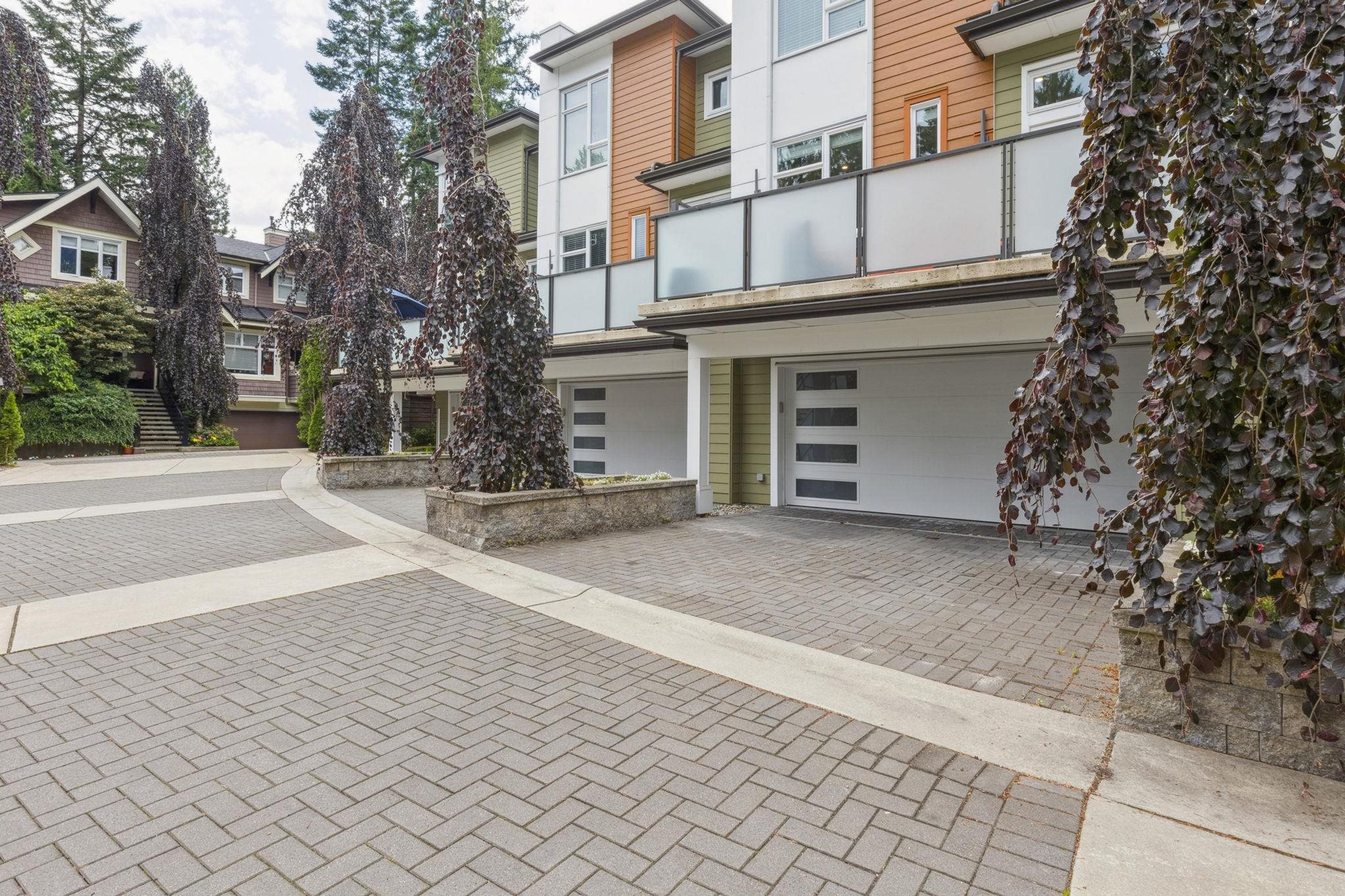 4684 Capilano Road, North Vancouver - Exteriors - Photo 1