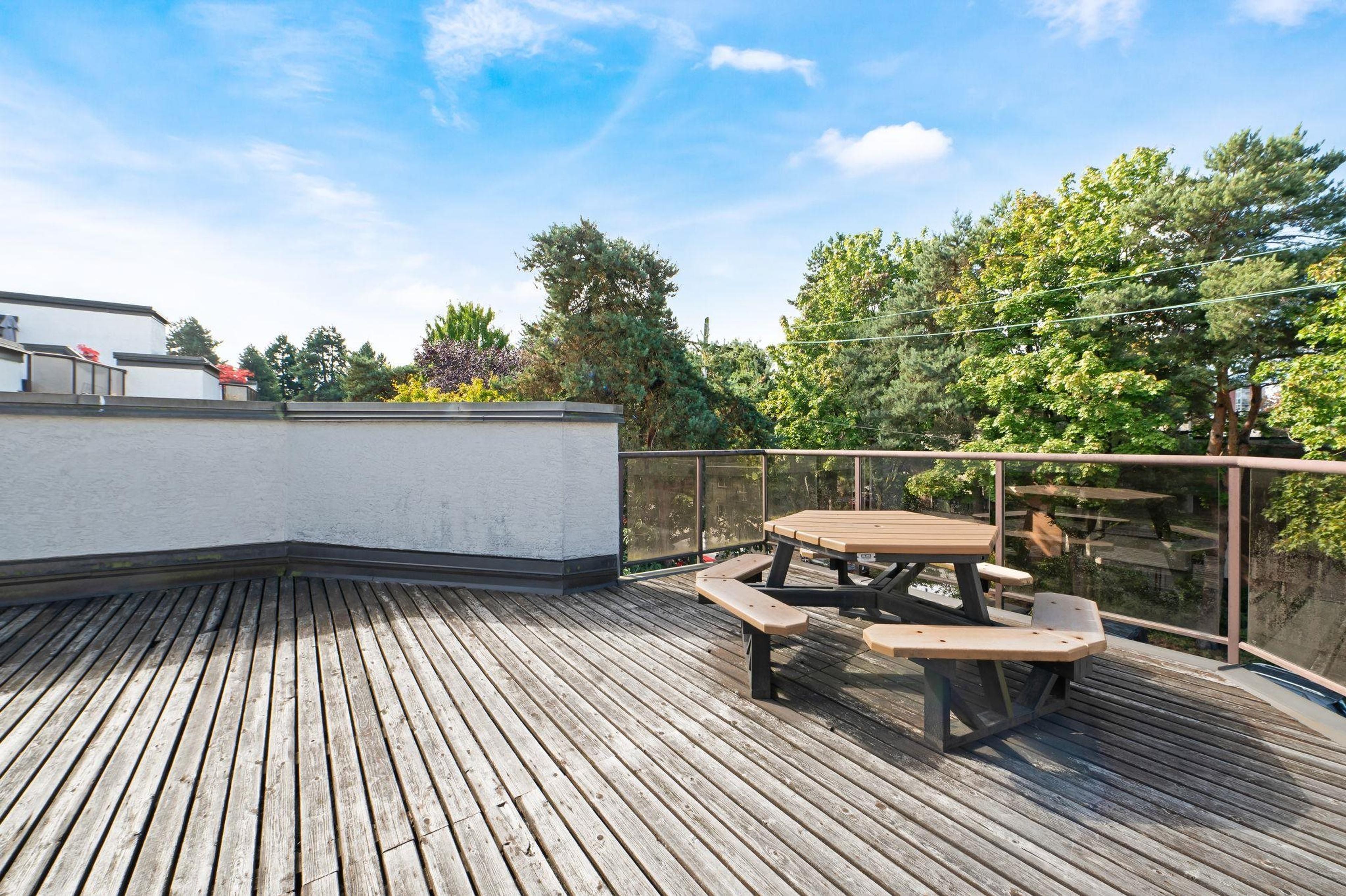 2222 Prince Edward Street, Vancouver - Exteriors - Photo 1