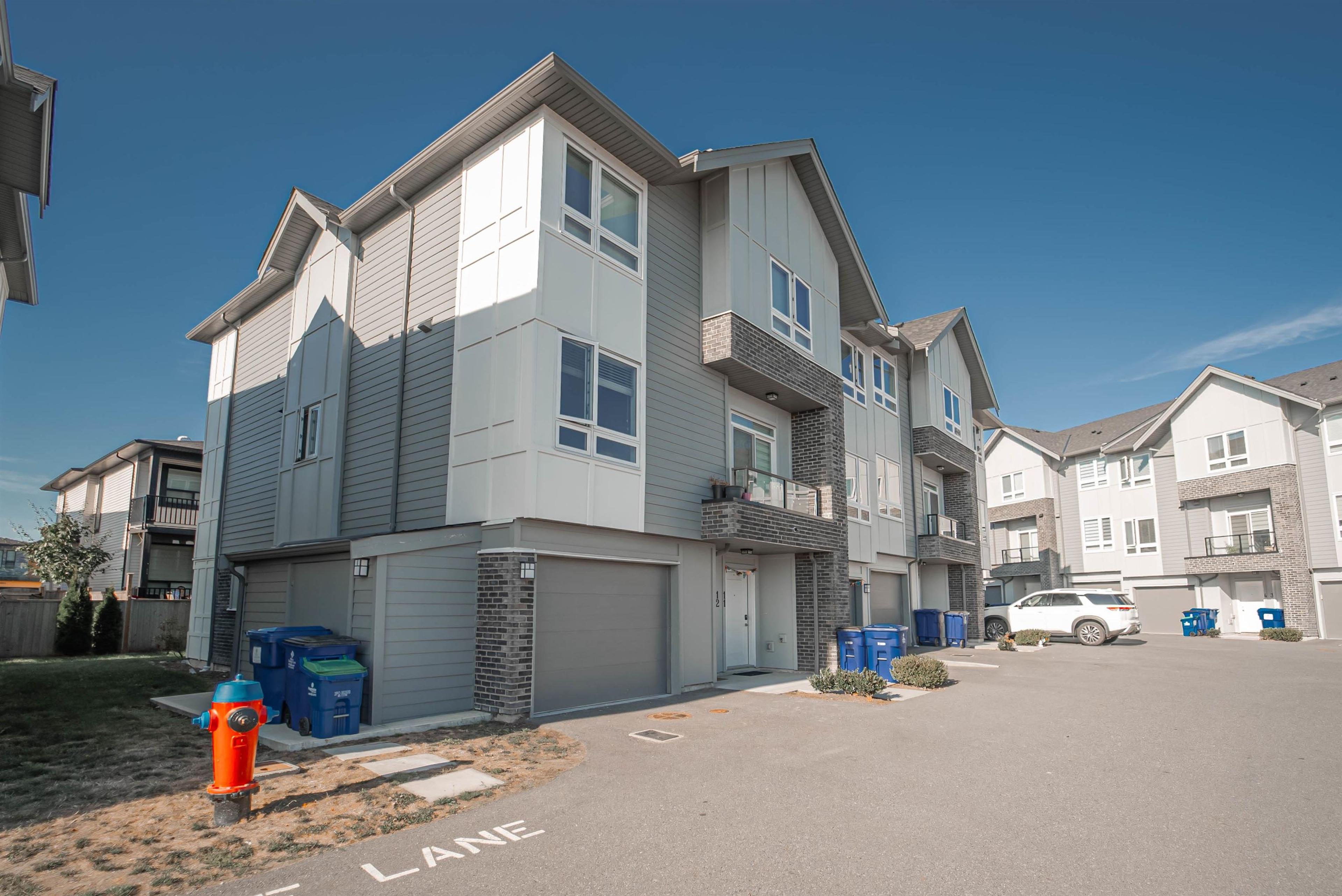 3323 Rockhill Place, Abbotsford - Exteriors - Full Complex View - Photo 1