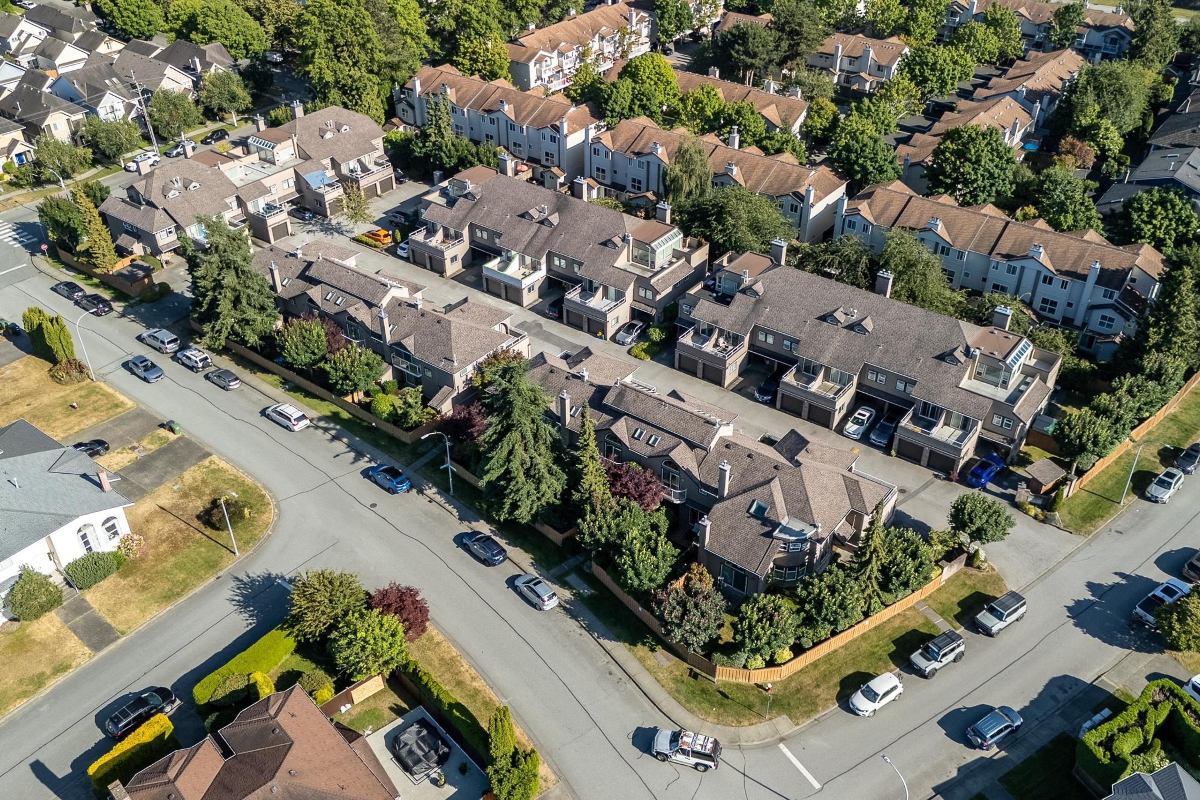 12438 Brunswick Place, Richmond - Exteriors - Full Complex View, Drone/Aerial View - Photo 3