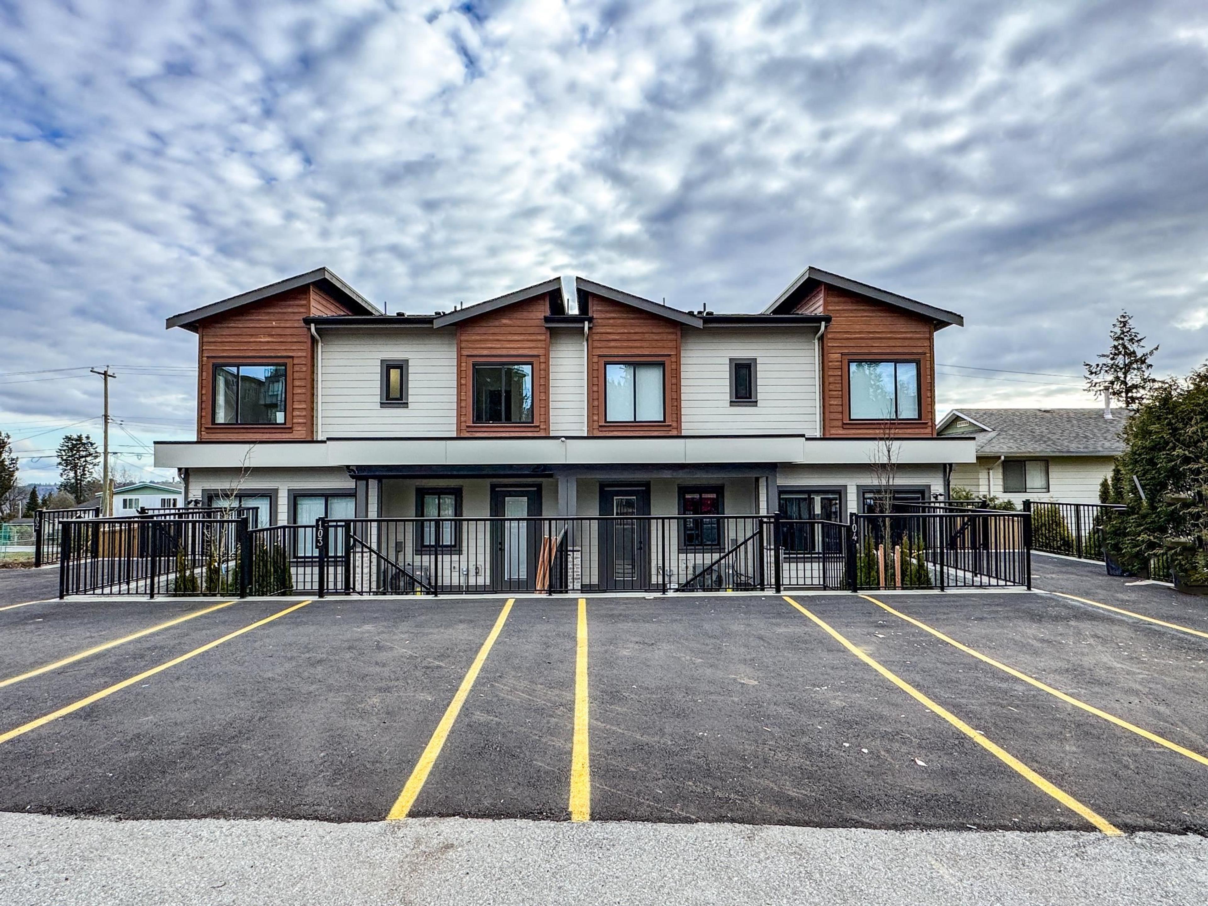 941 Dansey Avenue, Coquitlam - Exteriors - Photo 1