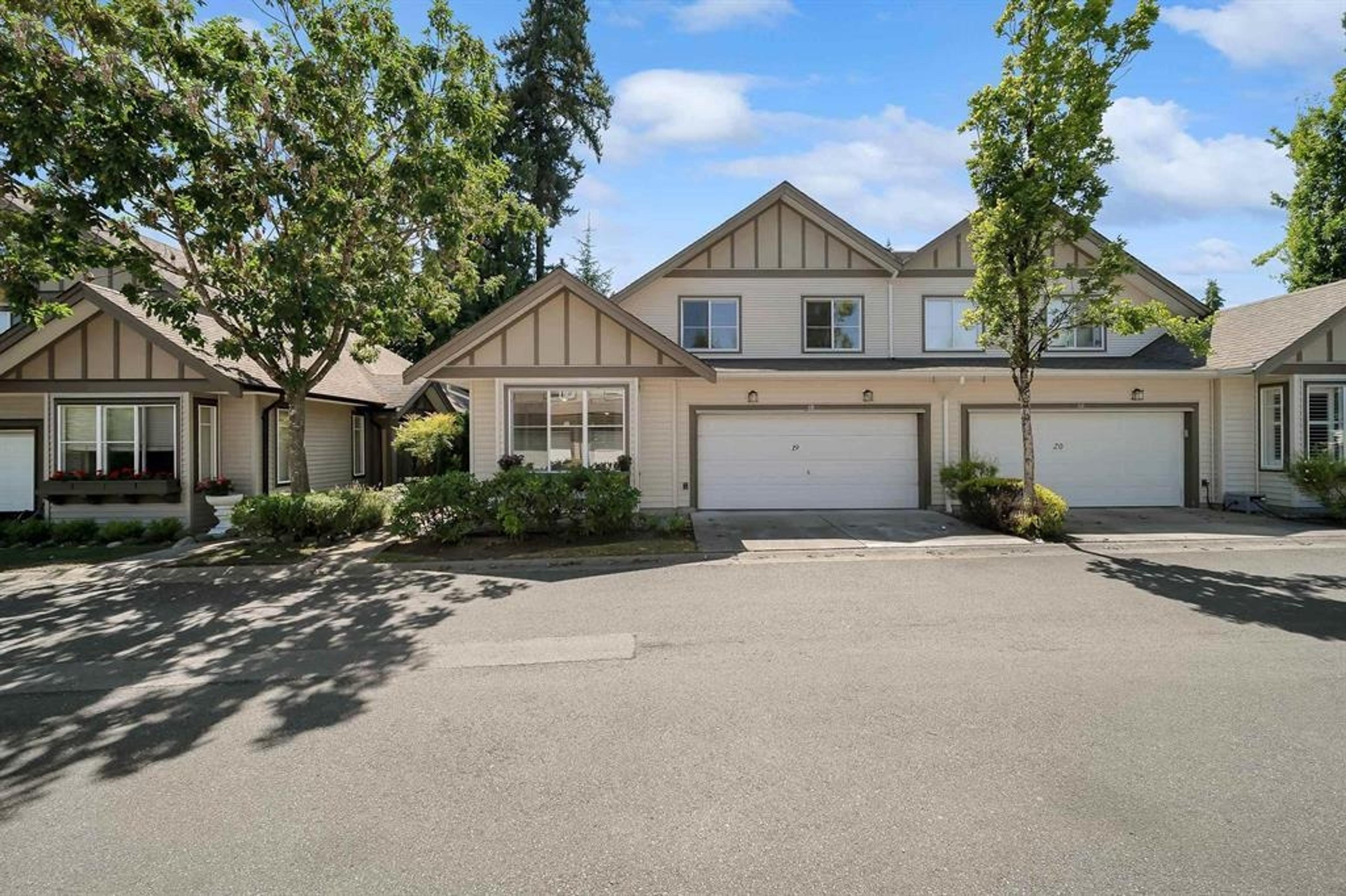 15868 85 Avenue, Surrey - Exteriors - Photo 1