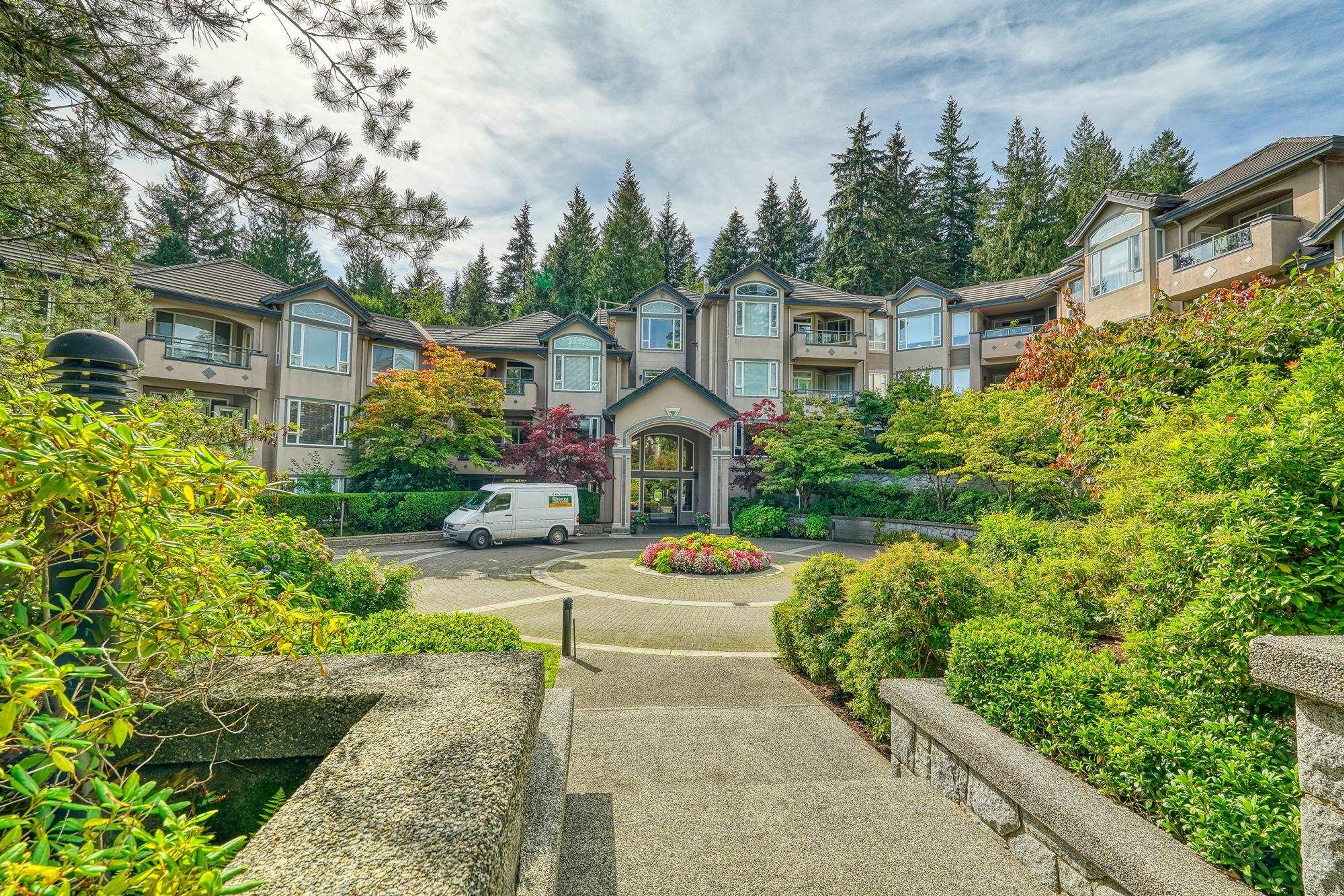 3280 Plateau Boulevard, Coquitlam - Exteriors - Full Complex View - Photo 2