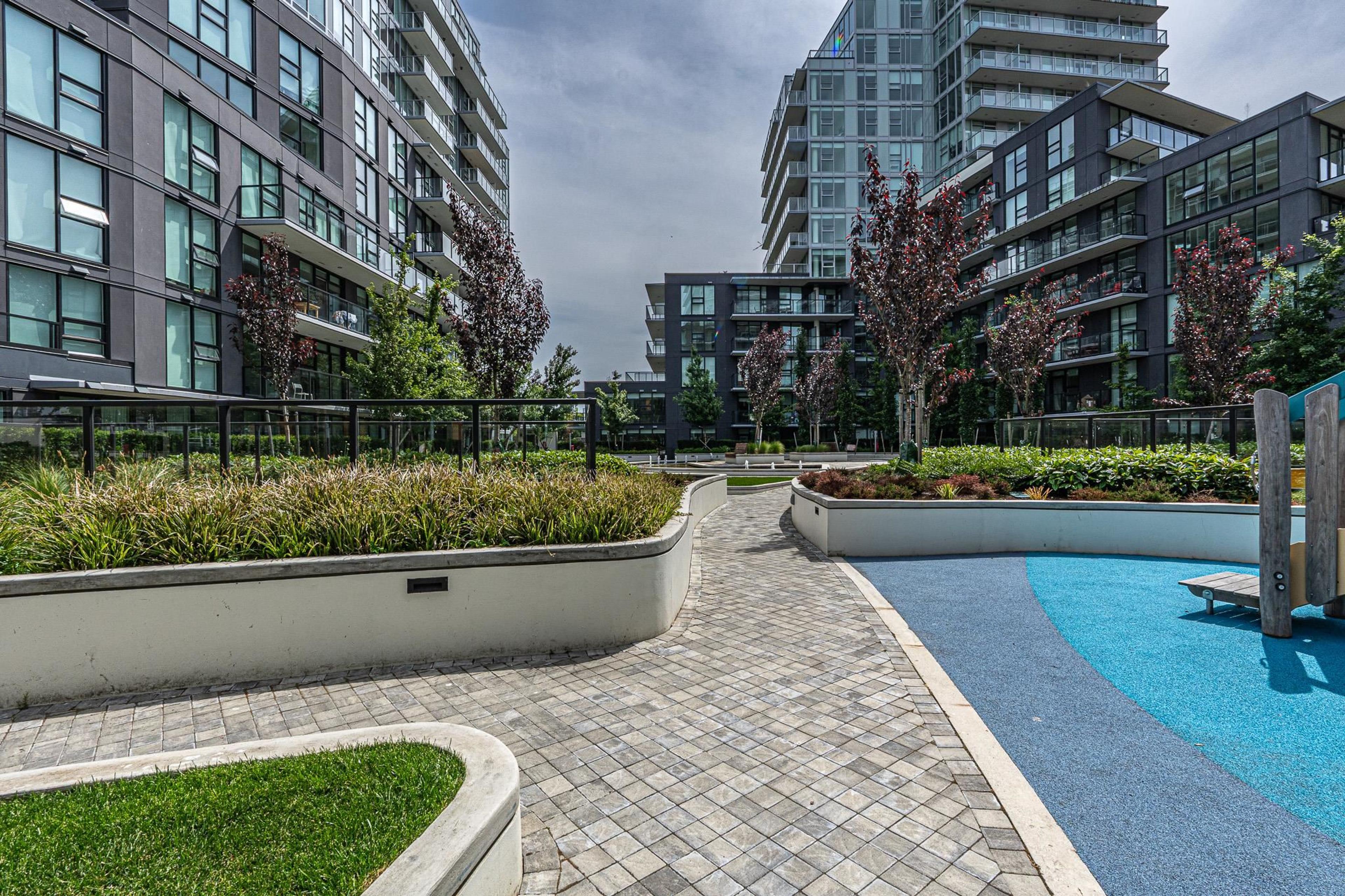 6633 Buswell Street, Richmond - Exteriors - Full Complex View - Photo 5