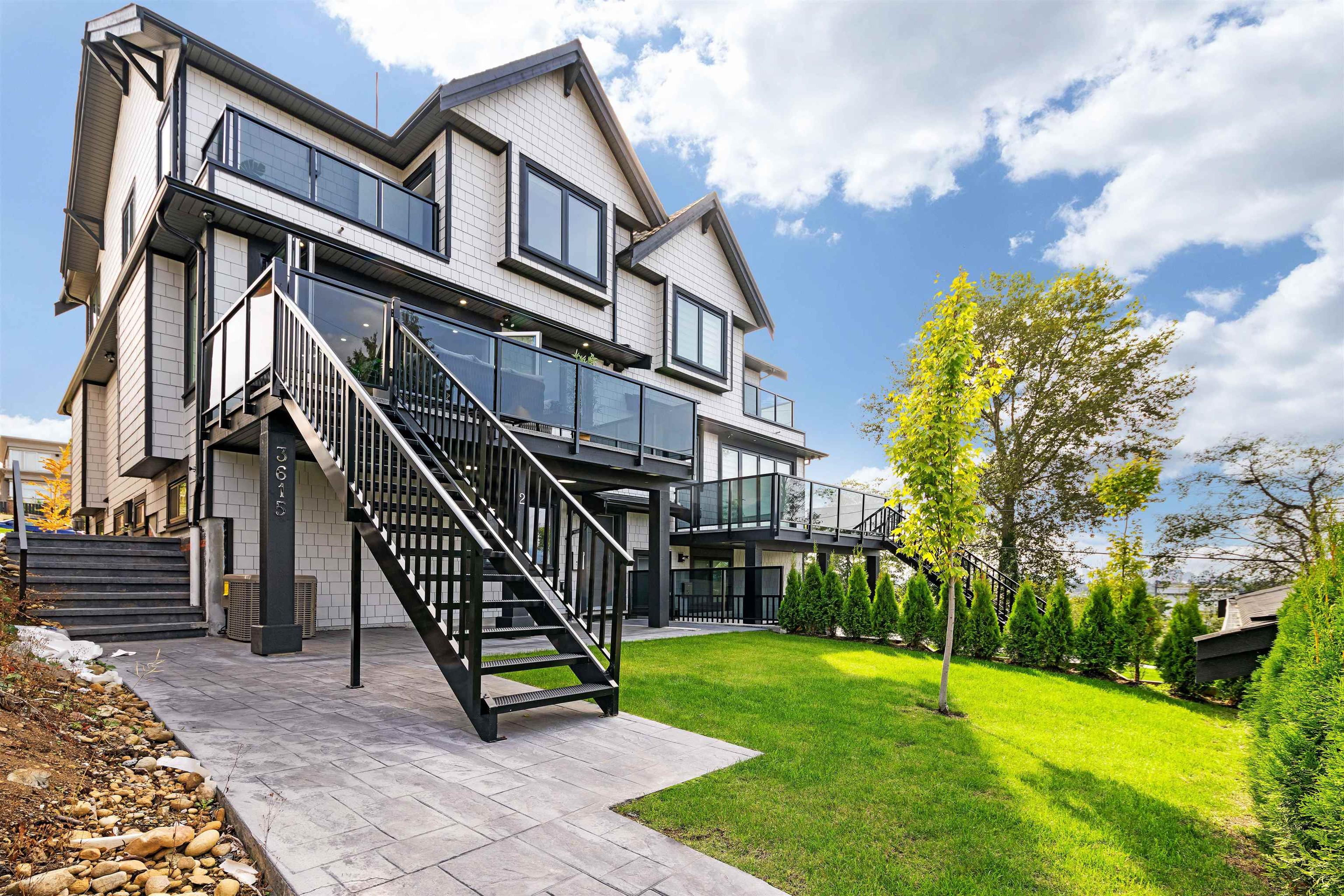 3615 Yale Street, Vancouver - Exteriors - Photo 4