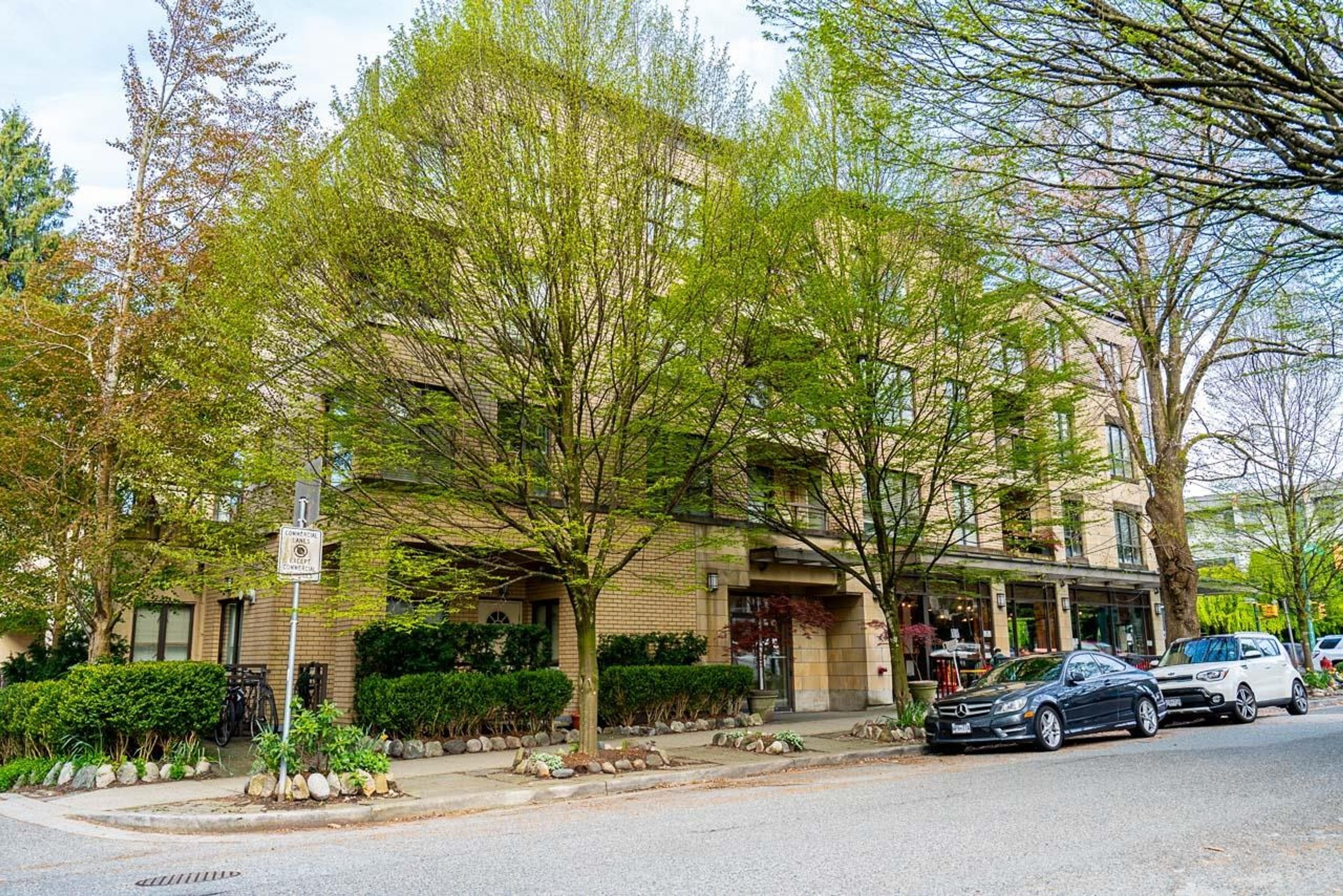 2015 Trafalgar Street, Vancouver - Exteriors - Photo 1