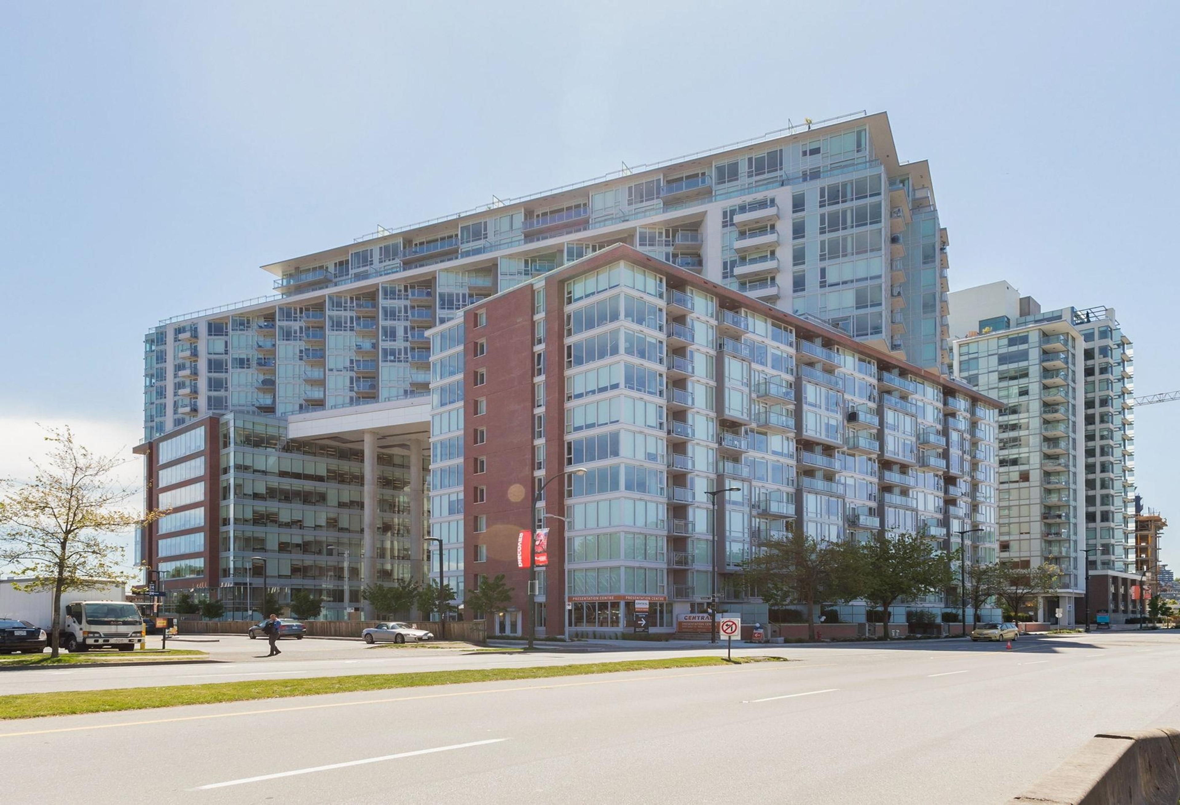 1618 Quebec Street, Vancouver - Exteriors - Full Complex View - Photo 1