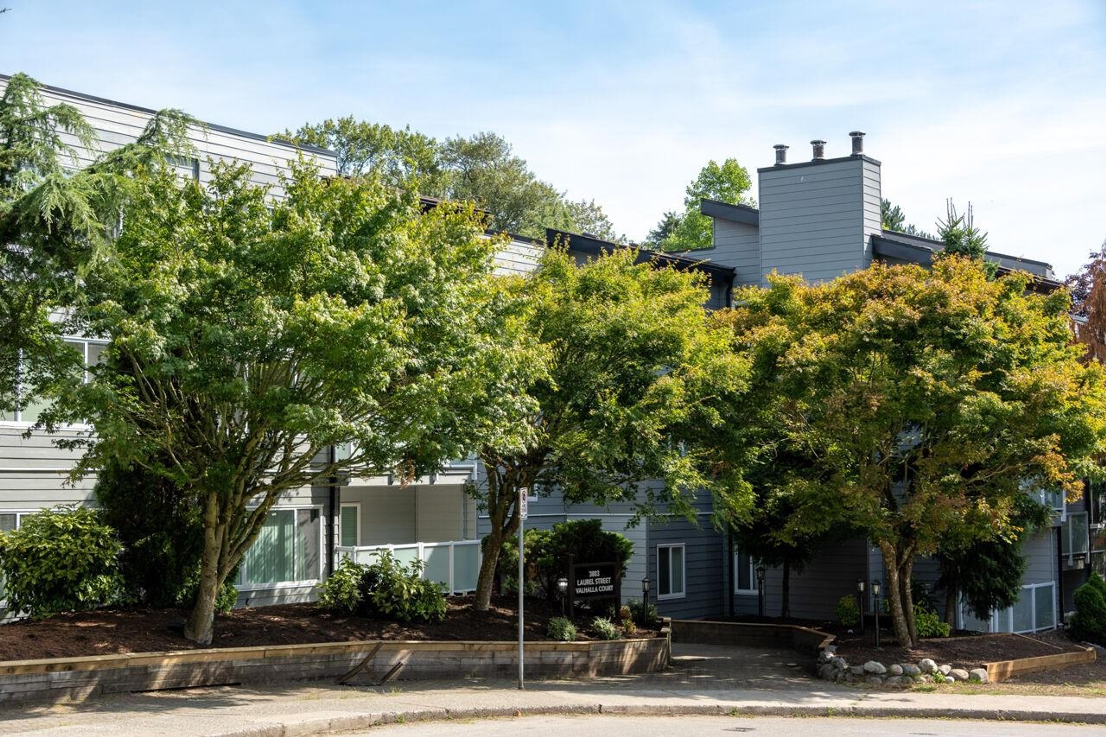 3883 Laurel Street, Burnaby - Exteriors - Photo 1