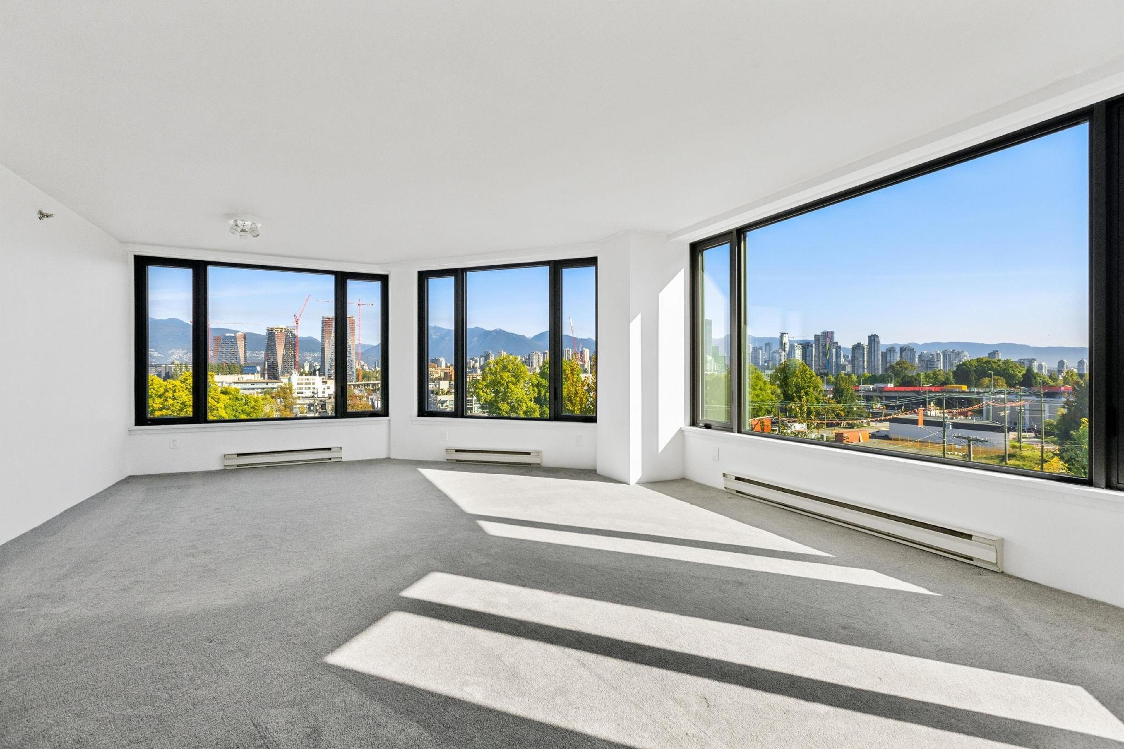 2201 Pine Street, Vancouver - Exteriors - Photo 4