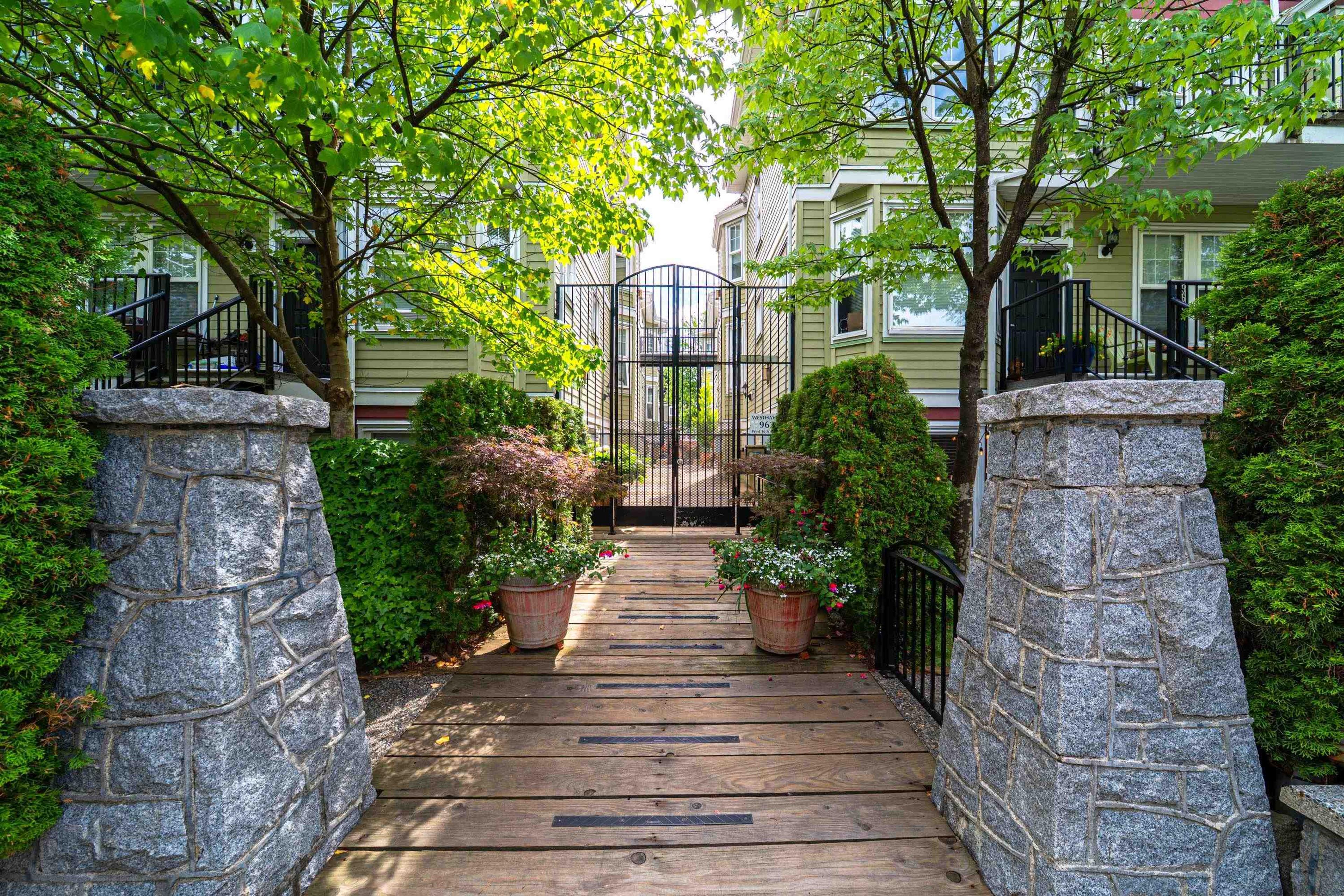 966 W 16th Avenue, Vancouver - Exteriors - Full Complex View - Photo 1