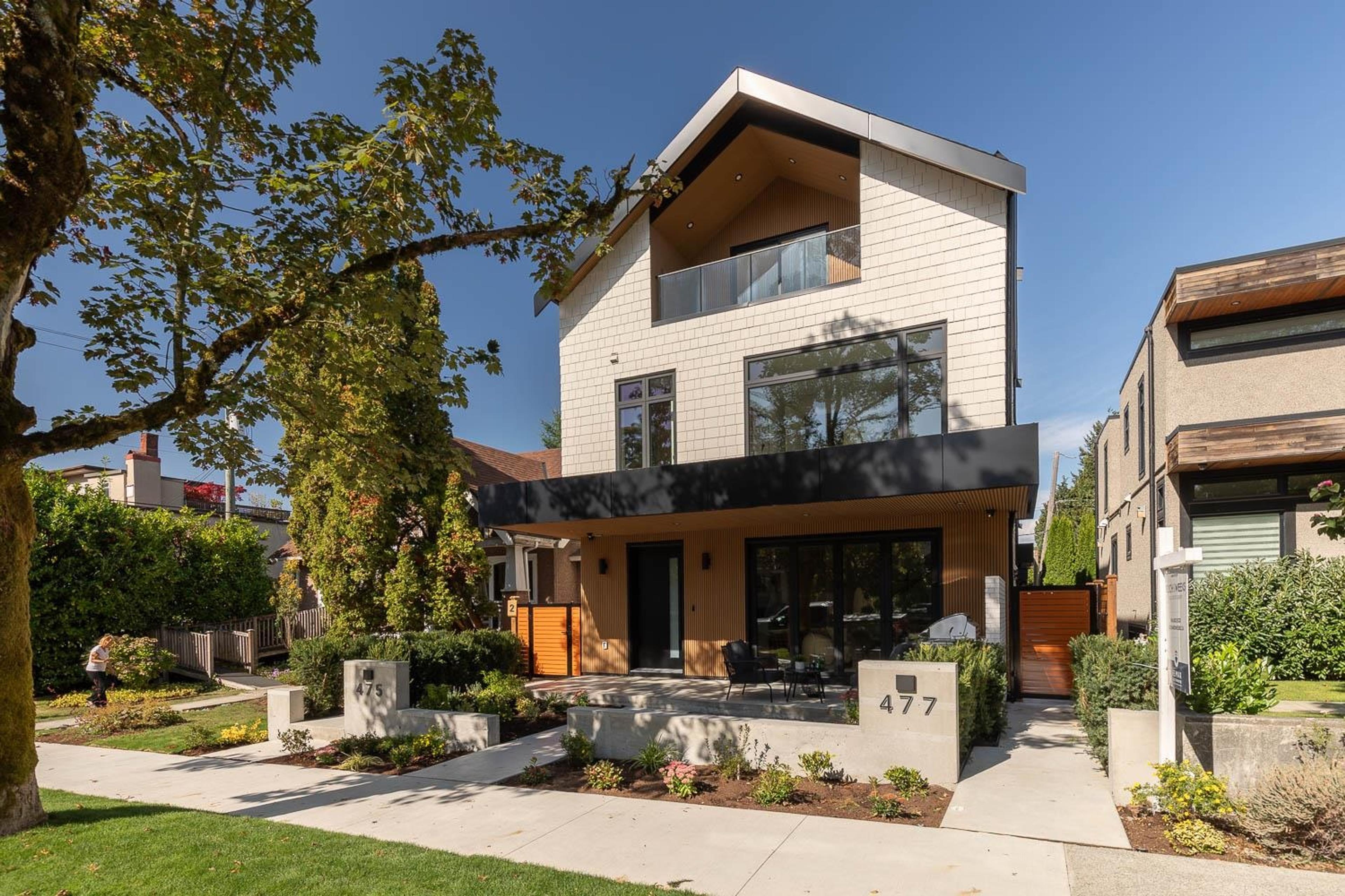 3232 Columbia Street, Vancouver - Exteriors - Photo 1