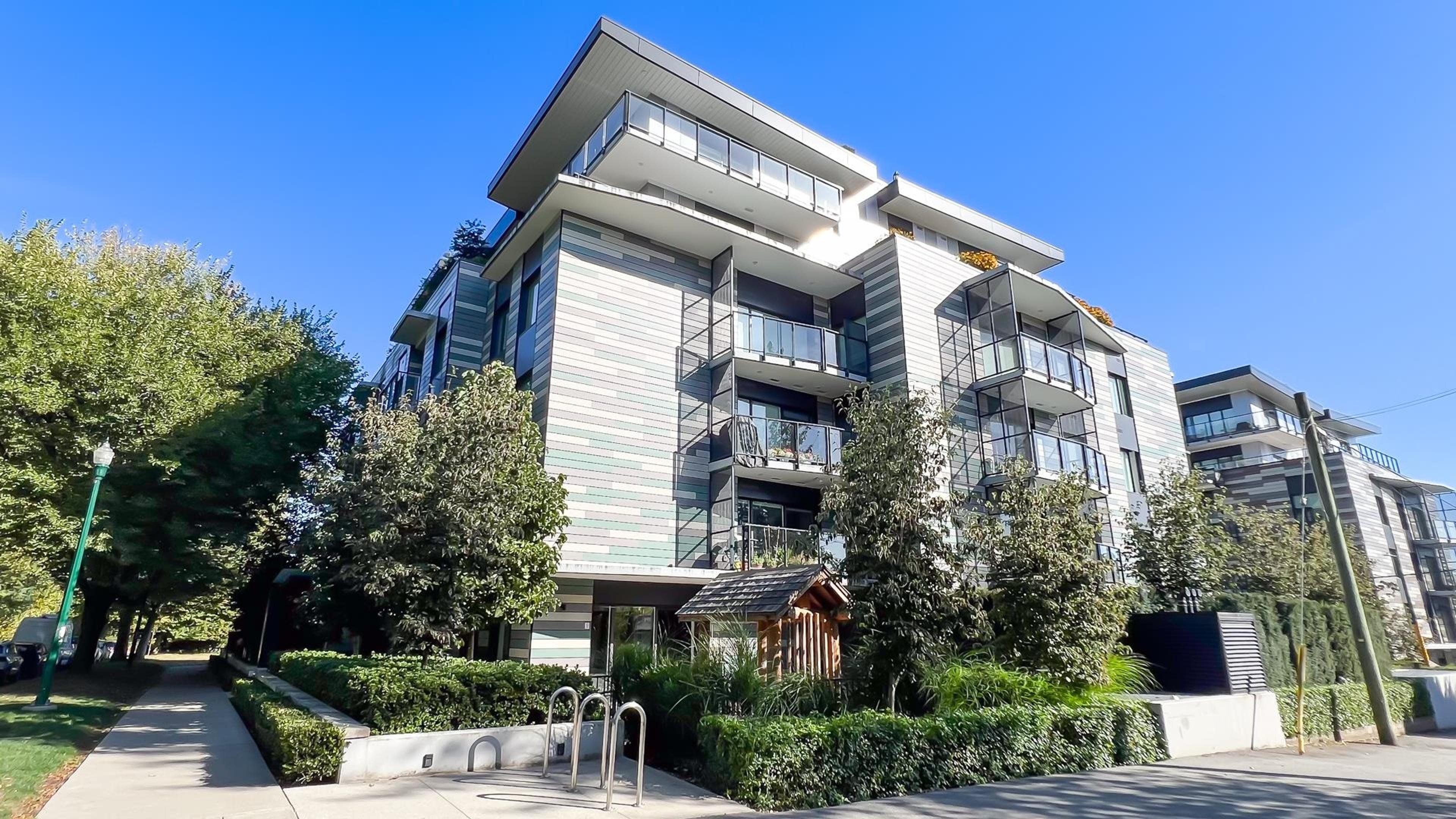 488 W 58th Avenue, Vancouver - Exteriors - Full Complex View - Photo 2