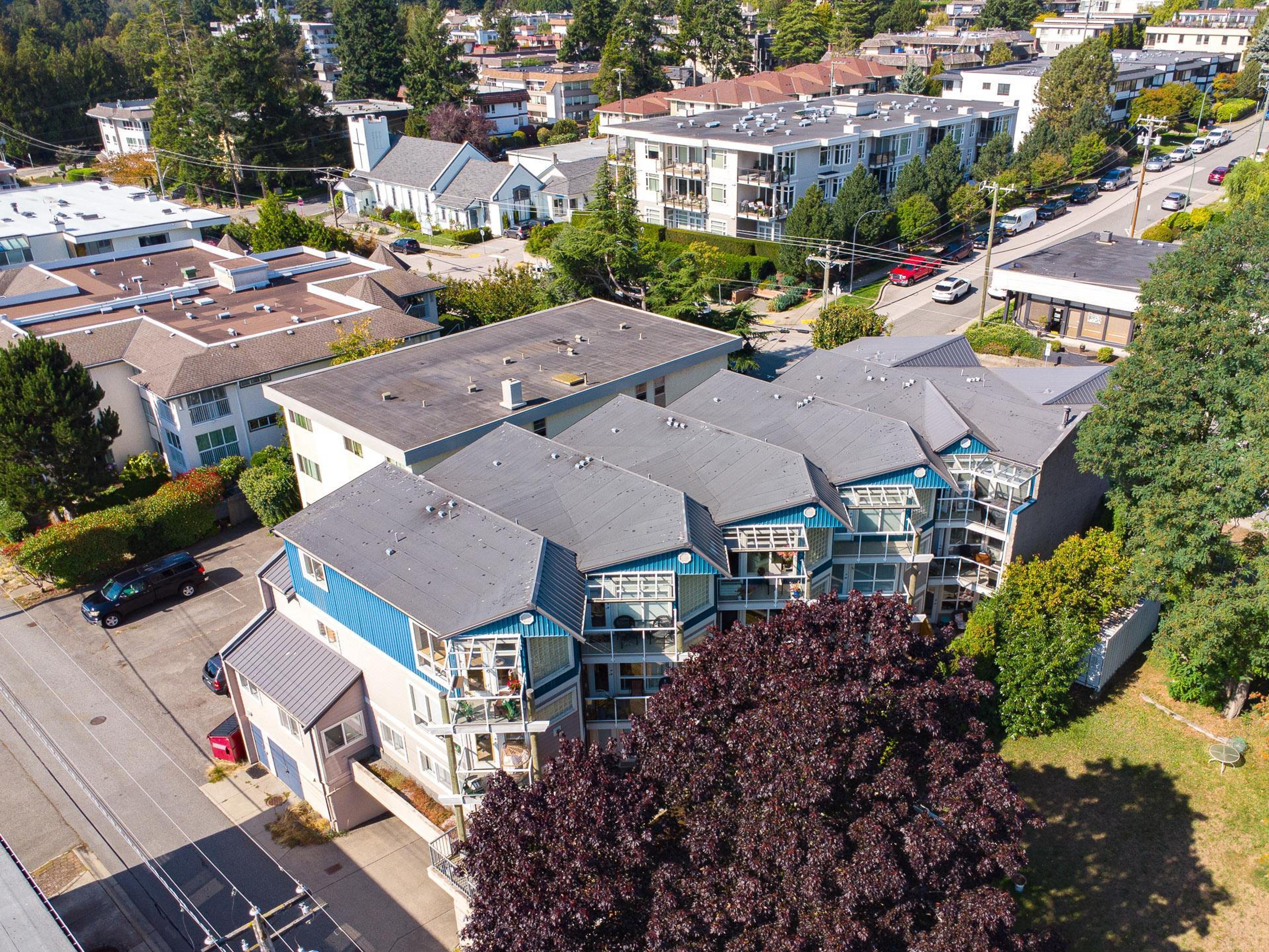 15154 Roper Avenue, White Rock - Exteriors - Full Complex View, Drone/Aerial View - Photo 2