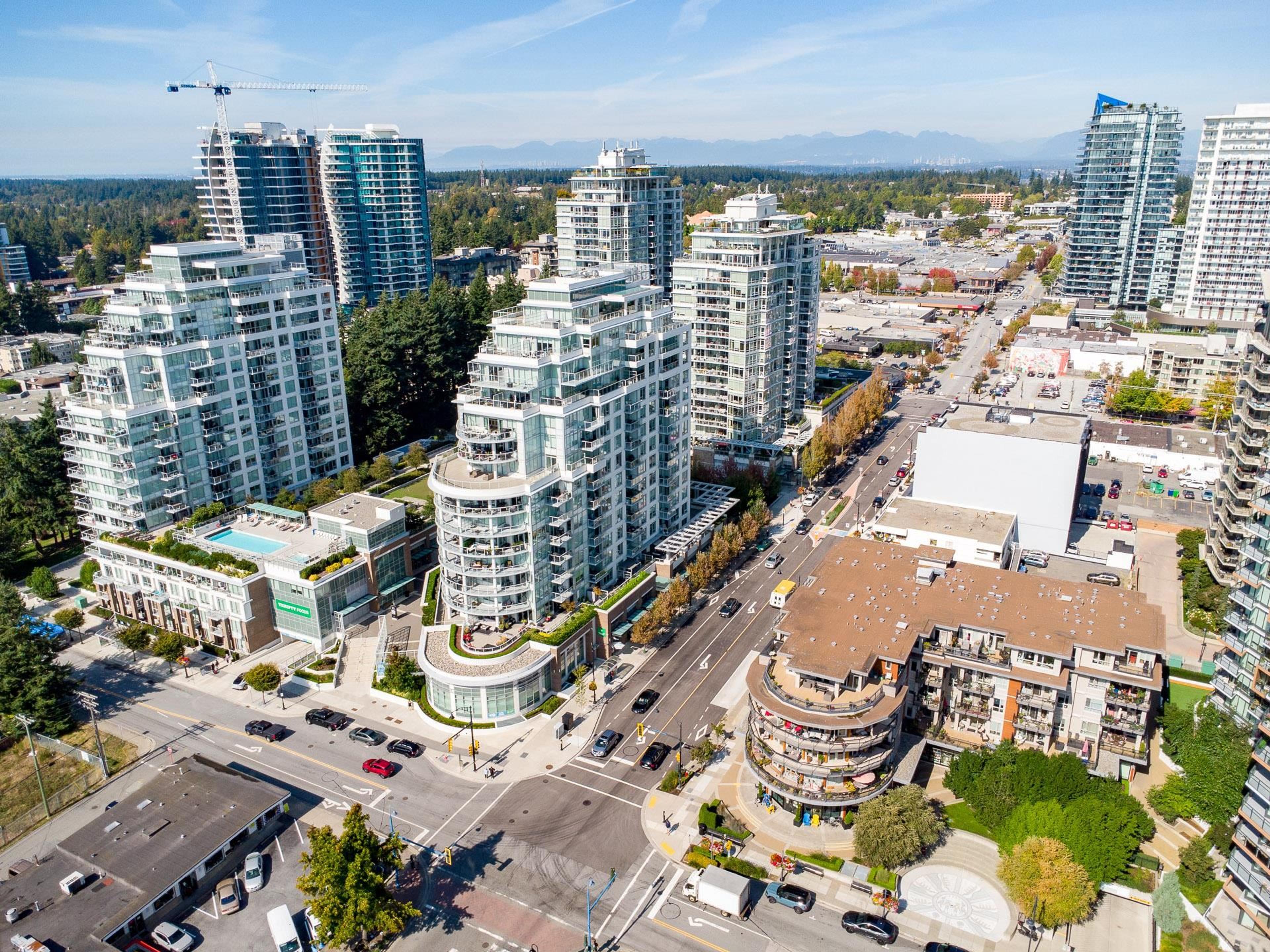 15154 Roper Avenue, White Rock - Exteriors - Full Complex View, Drone/Aerial View - Photo 4