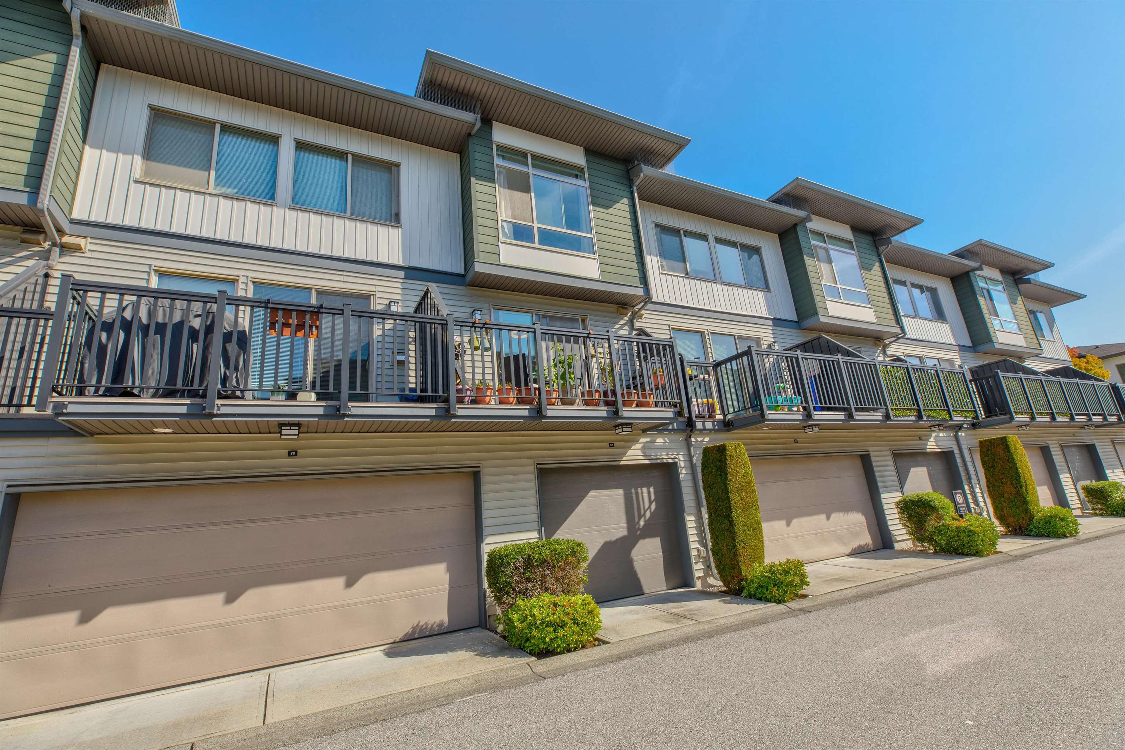 8473 163 Street, Surrey - Exteriors - Photo 1