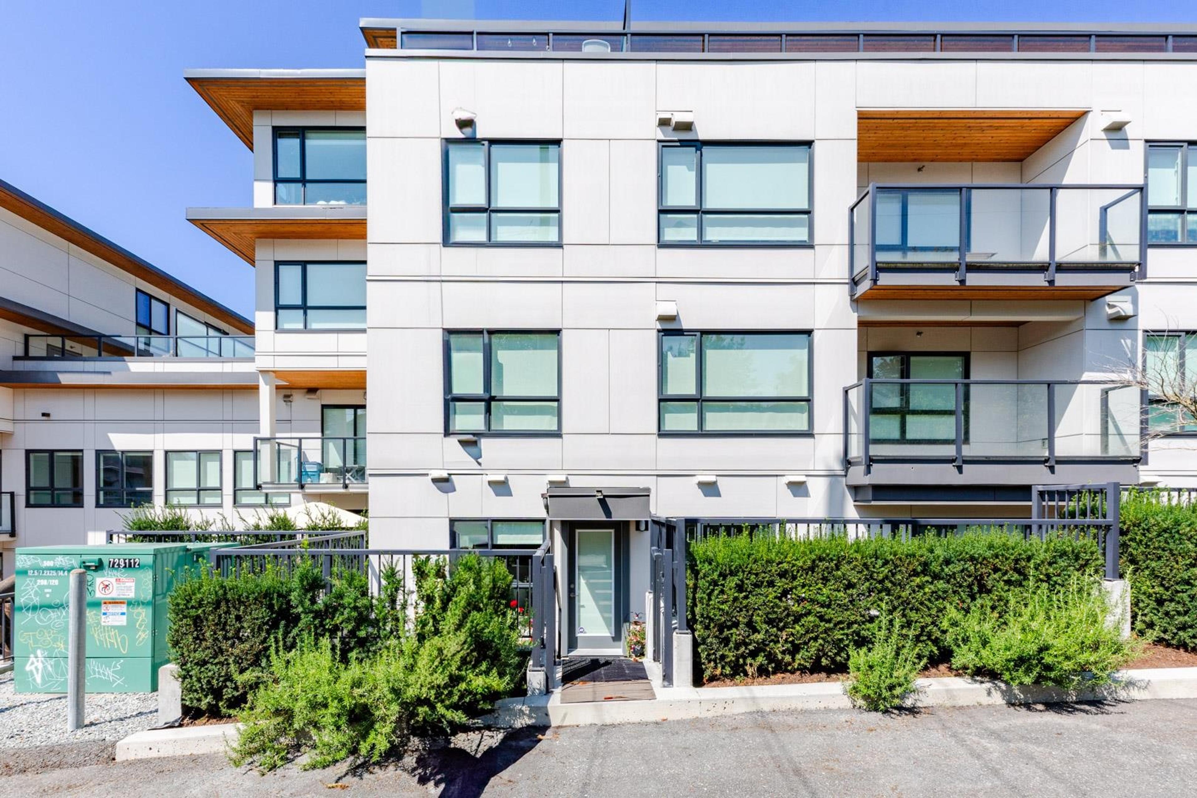 7828 Granville Street, Vancouver - Exteriors - Photo 1