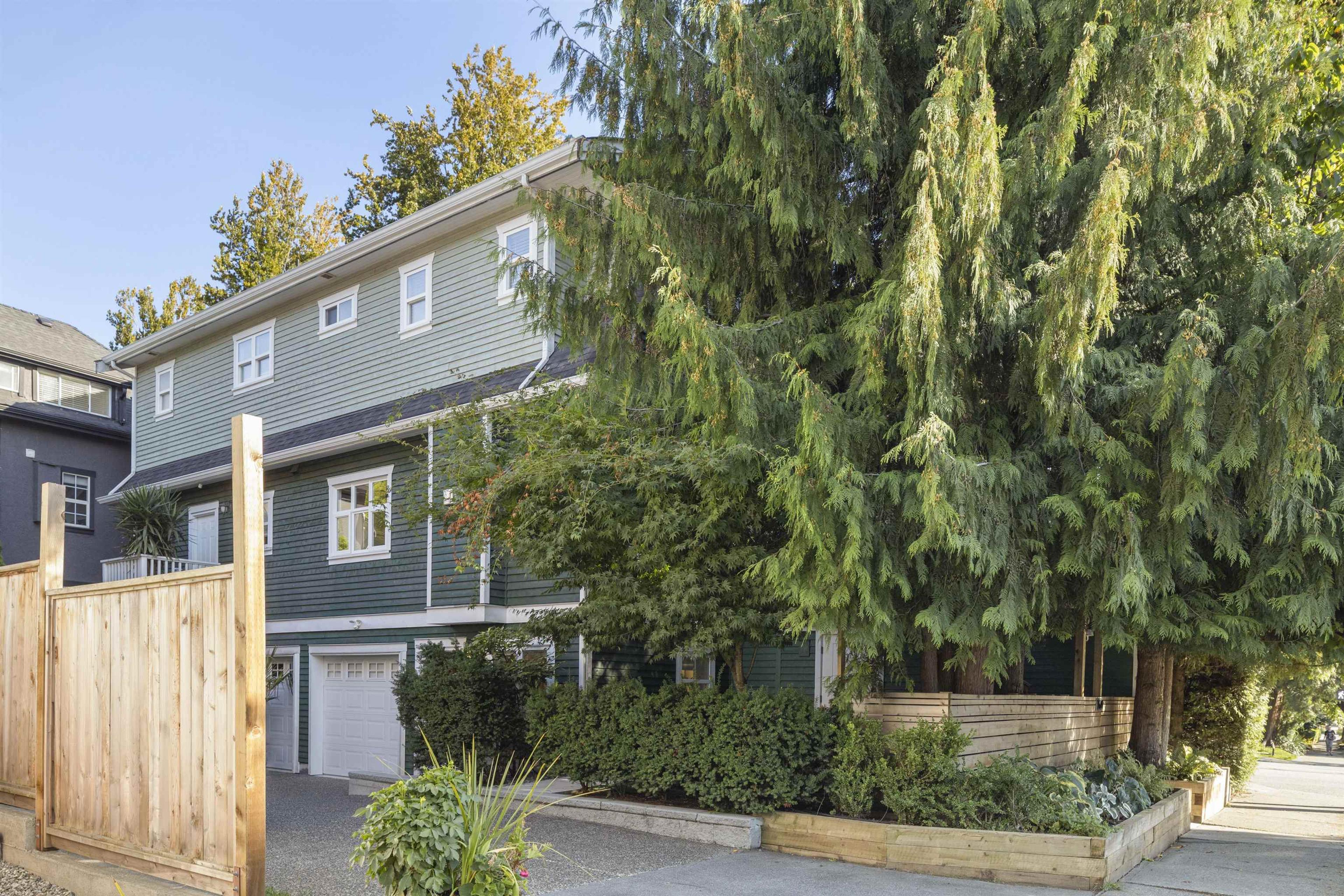 1676 Victoria Drive, Vancouver - Exteriors - Photo 1