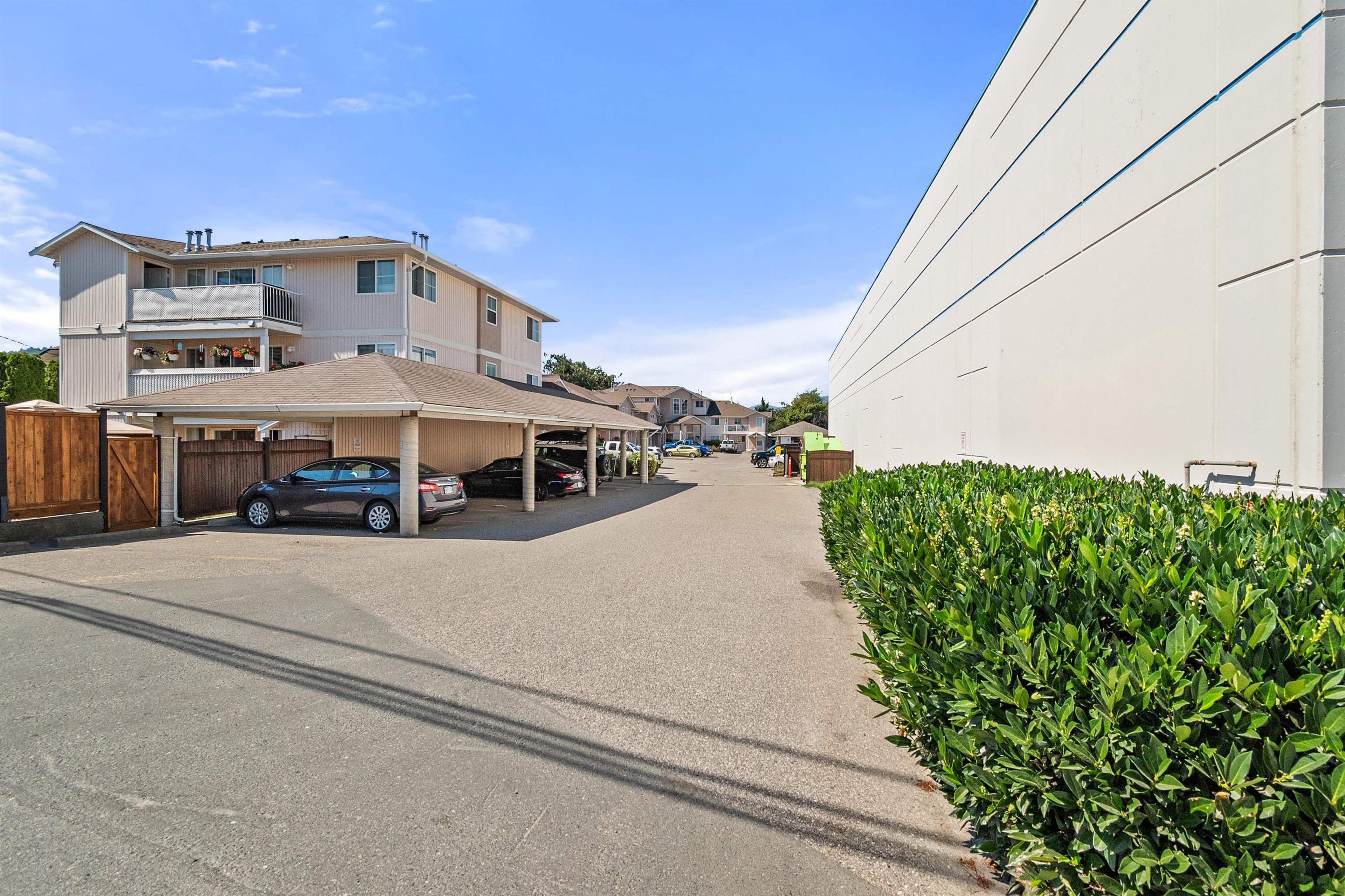 5915 Vedder Road, Chilliwack - Exteriors - Full Complex View - Photo 2