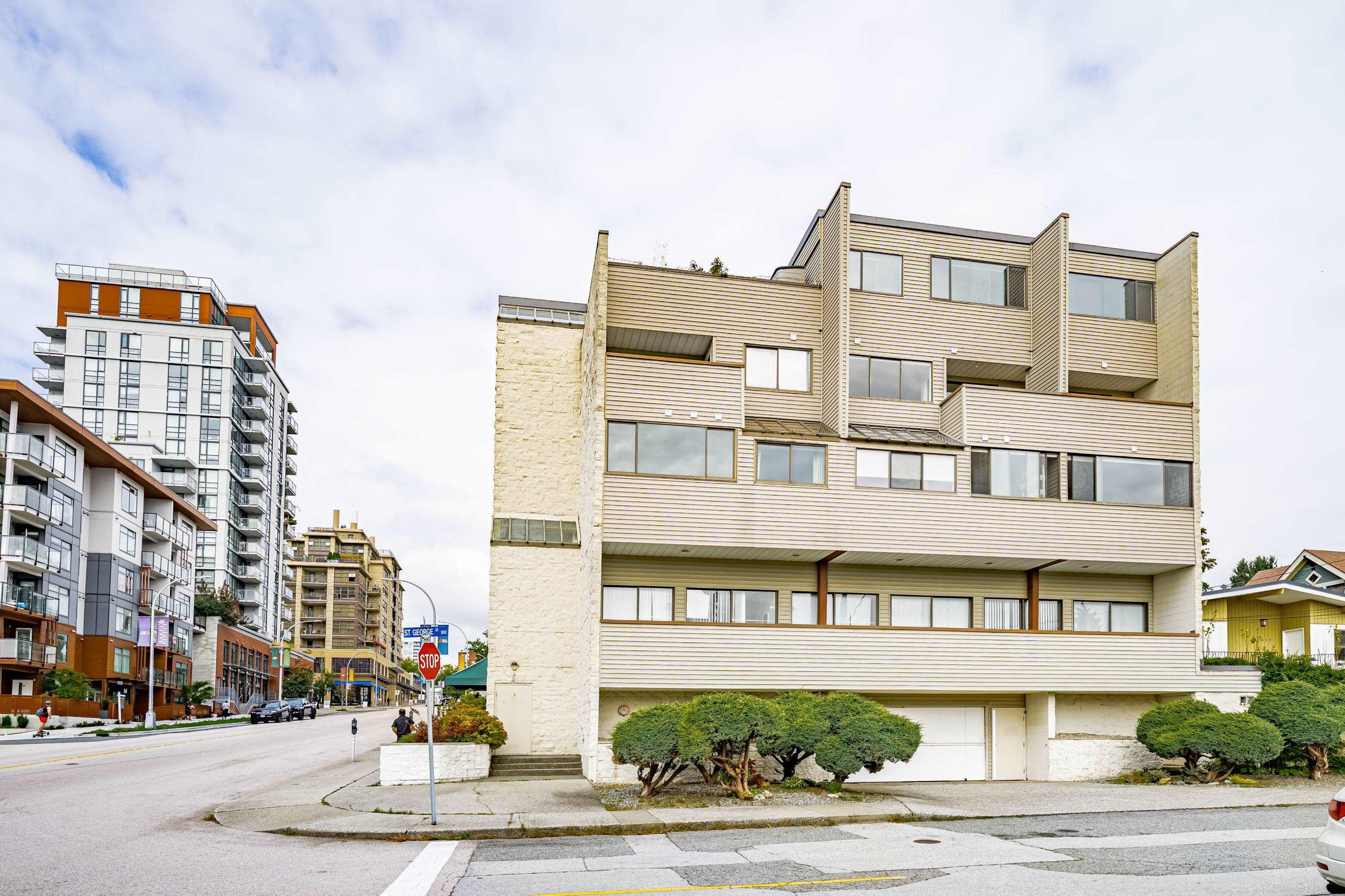 225 Sixth Street, New Westminster - Exteriors - Full Complex View - Photo 6