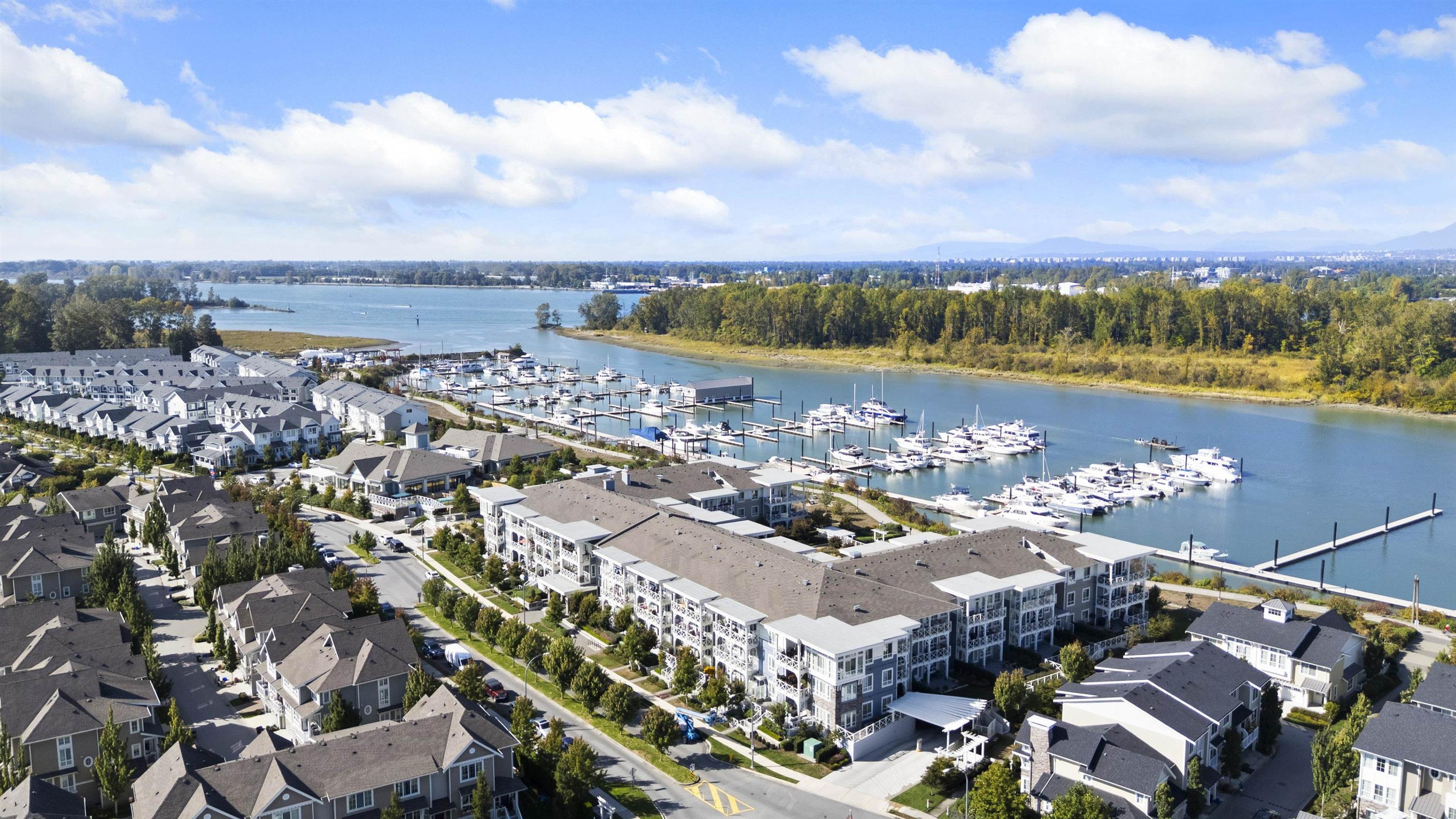 5535 Admiral Way, Ladner - Exteriors - Full Complex View, Drone/Aerial View - Photo 3