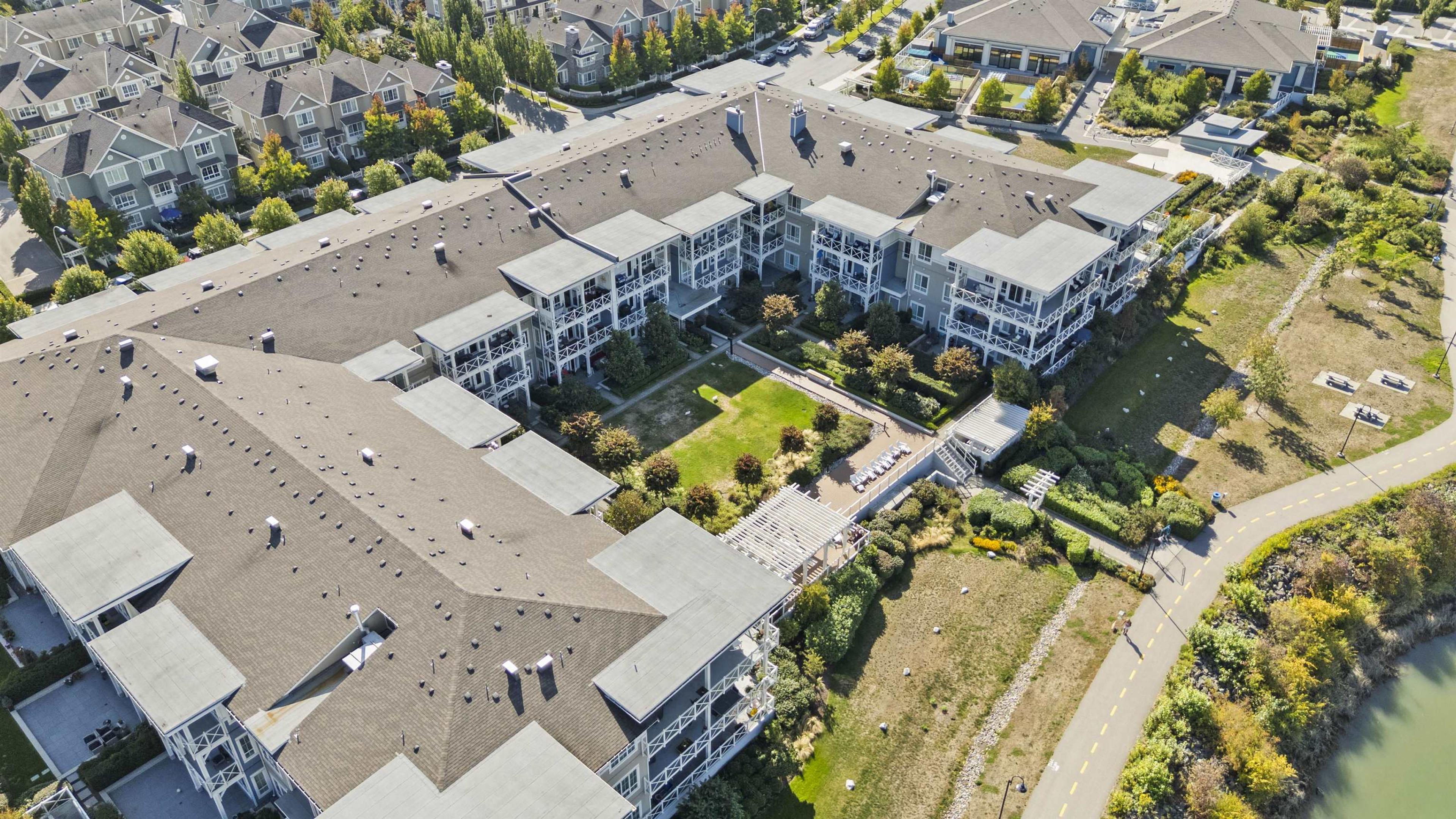 5535 Admiral Way, Ladner - Exteriors - Full Complex View, Drone/Aerial View - Photo 5
