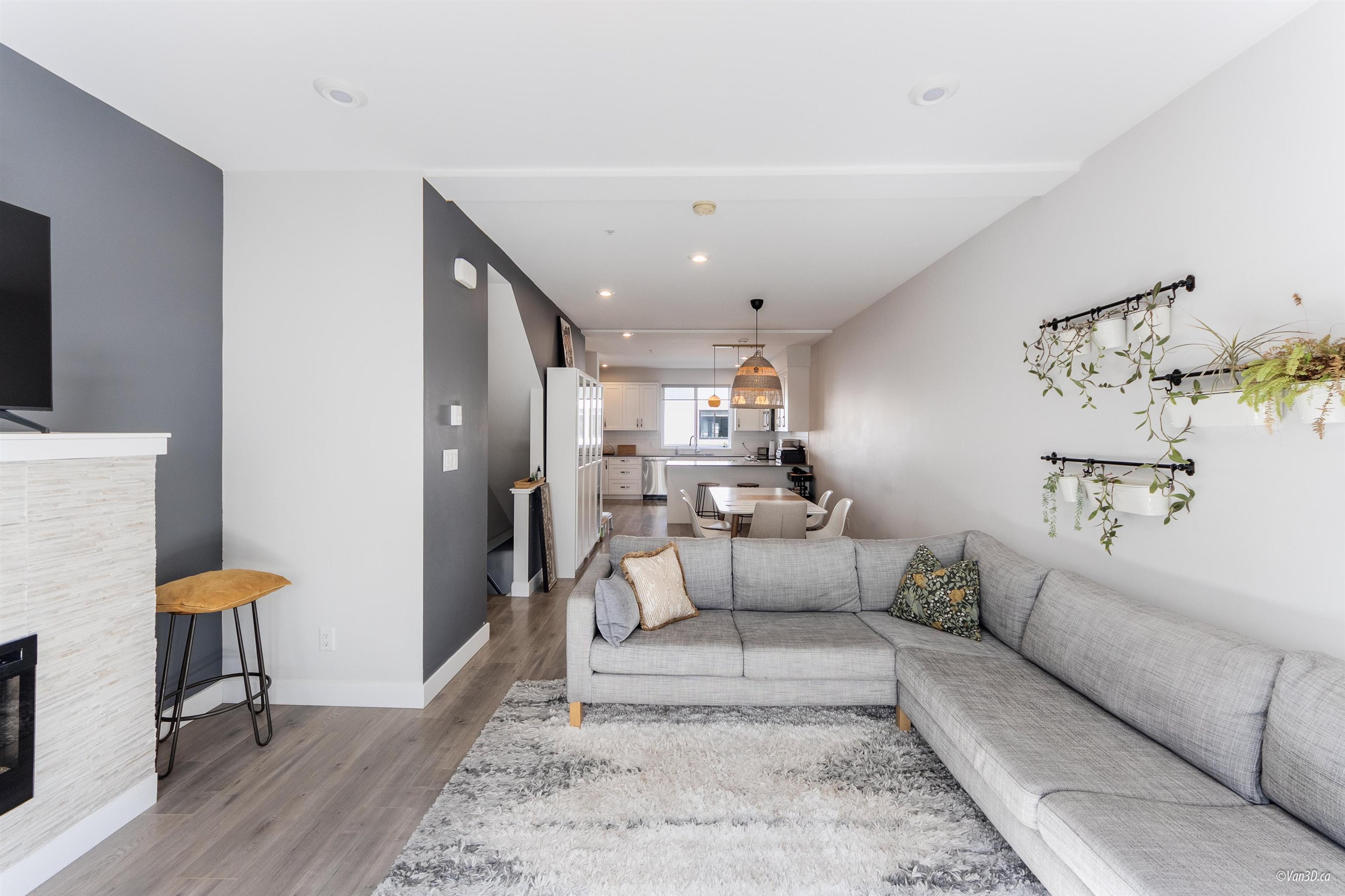 1188 Main Street, Squamish - Exteriors - Full Complex View - Photo 2