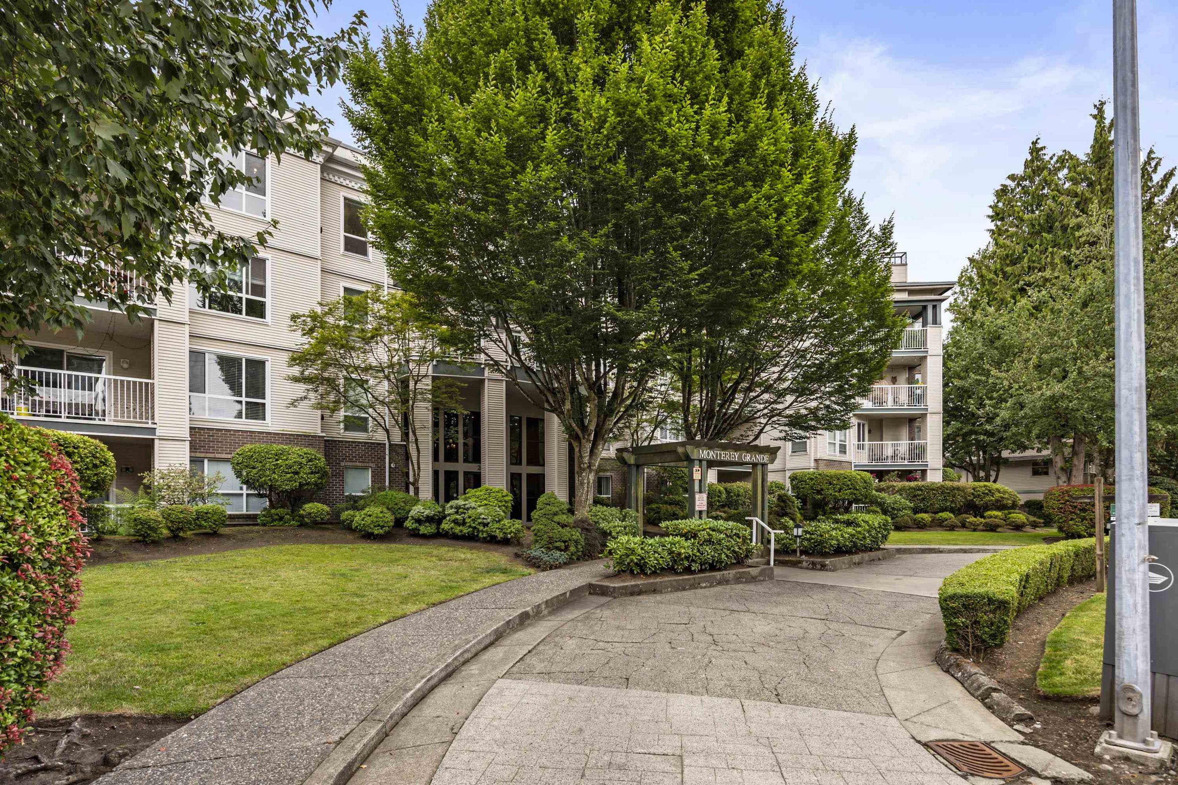 20200 54a Avenue, Langley - Exteriors - Full Complex View - Photo 2