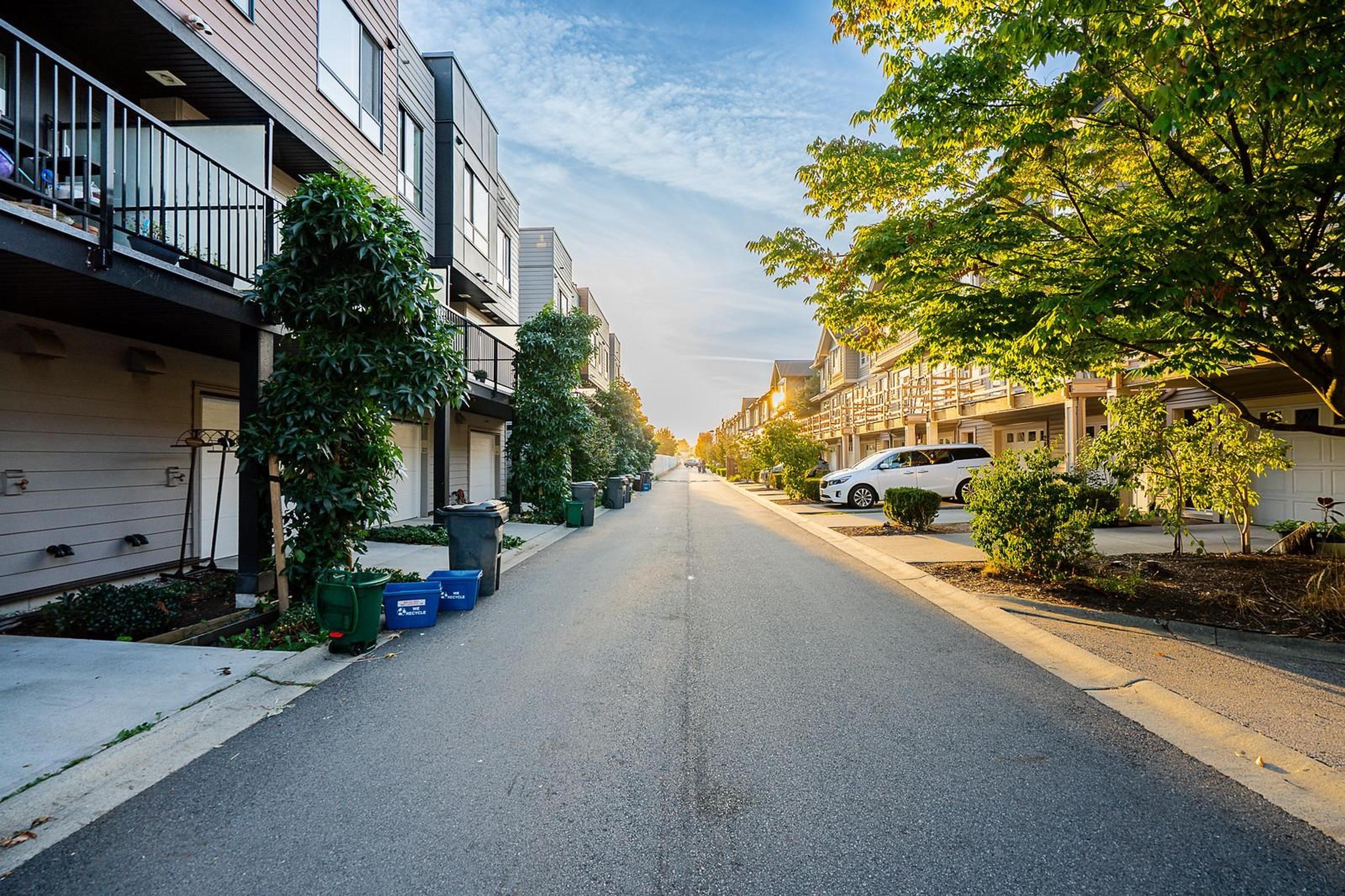 19749 55 Avenue, Langley - Exteriors - Full Complex View - Photo 5