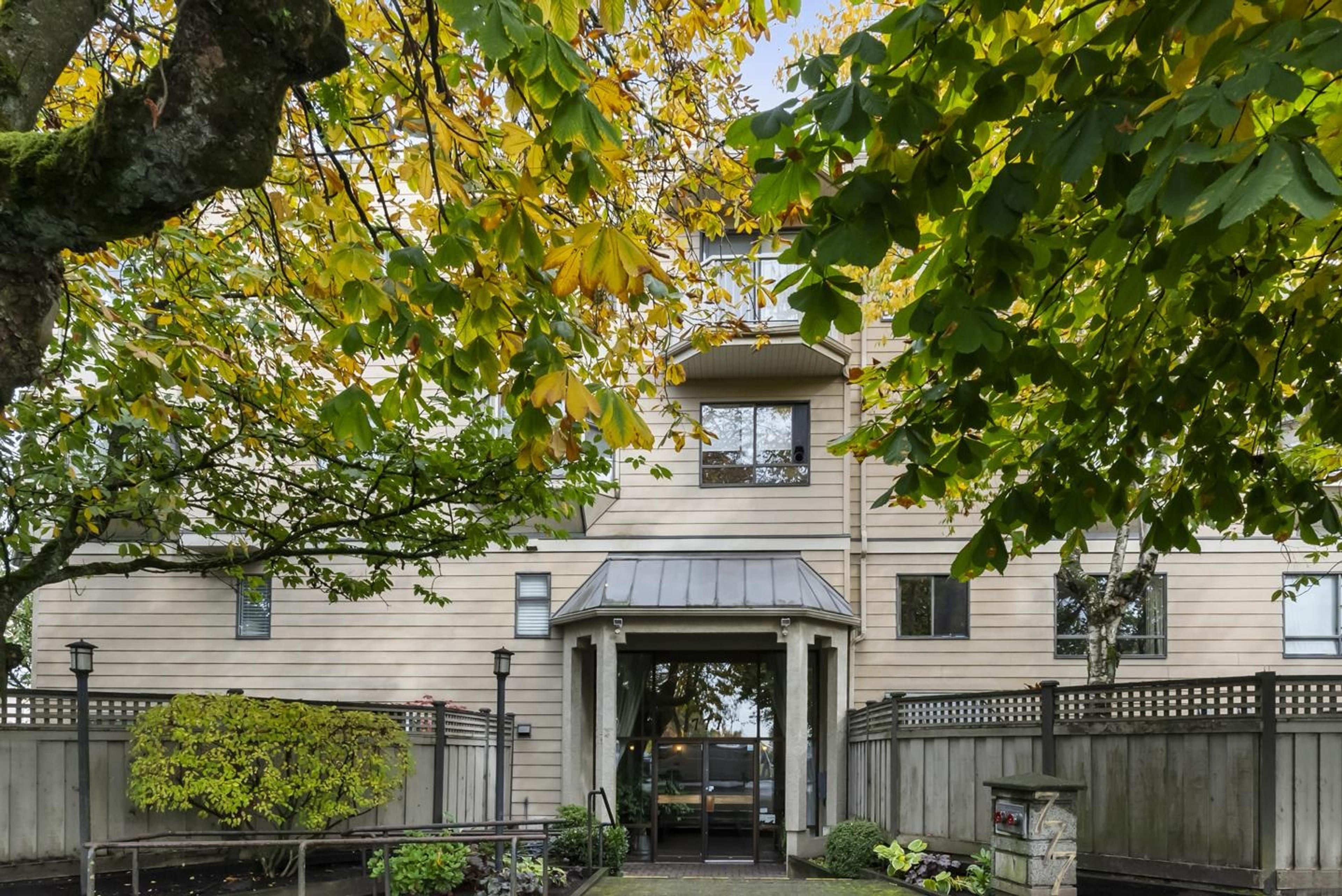 777 Eighth Street, New Westminster - Exteriors - Photo 1