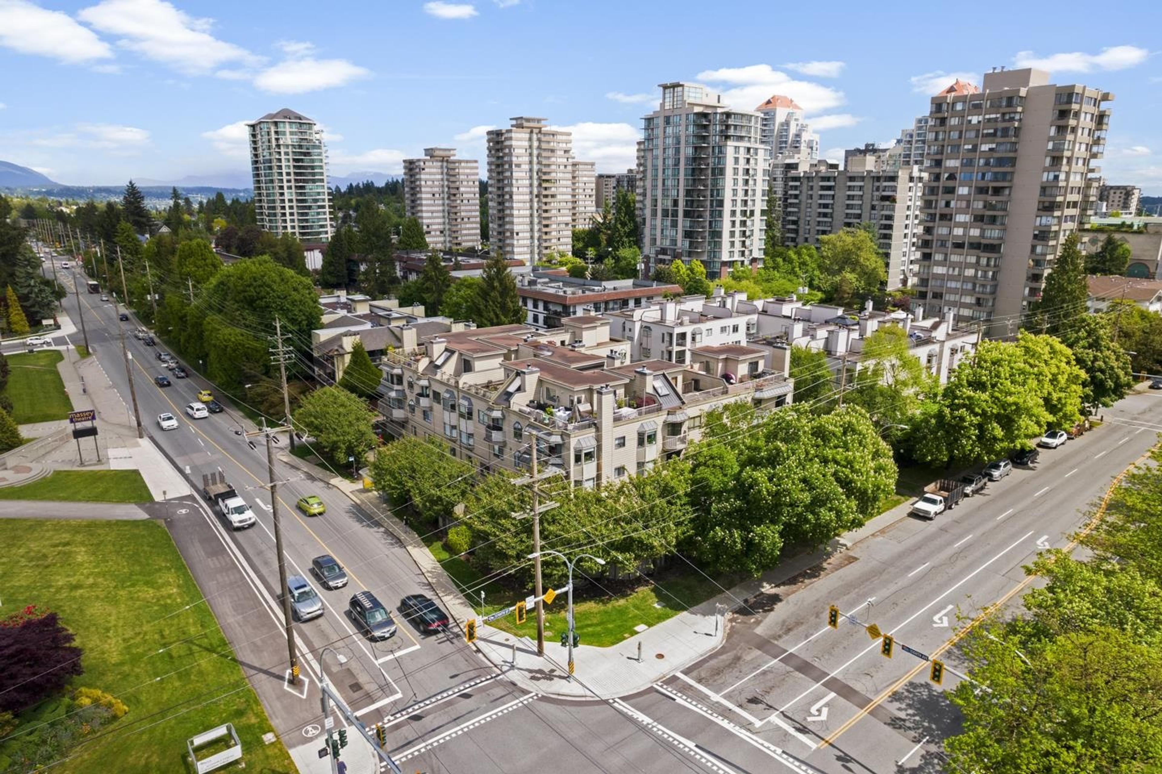777 Eighth Street, New Westminster - Exteriors - Full Complex View, Drone/Aerial View - Photo 5