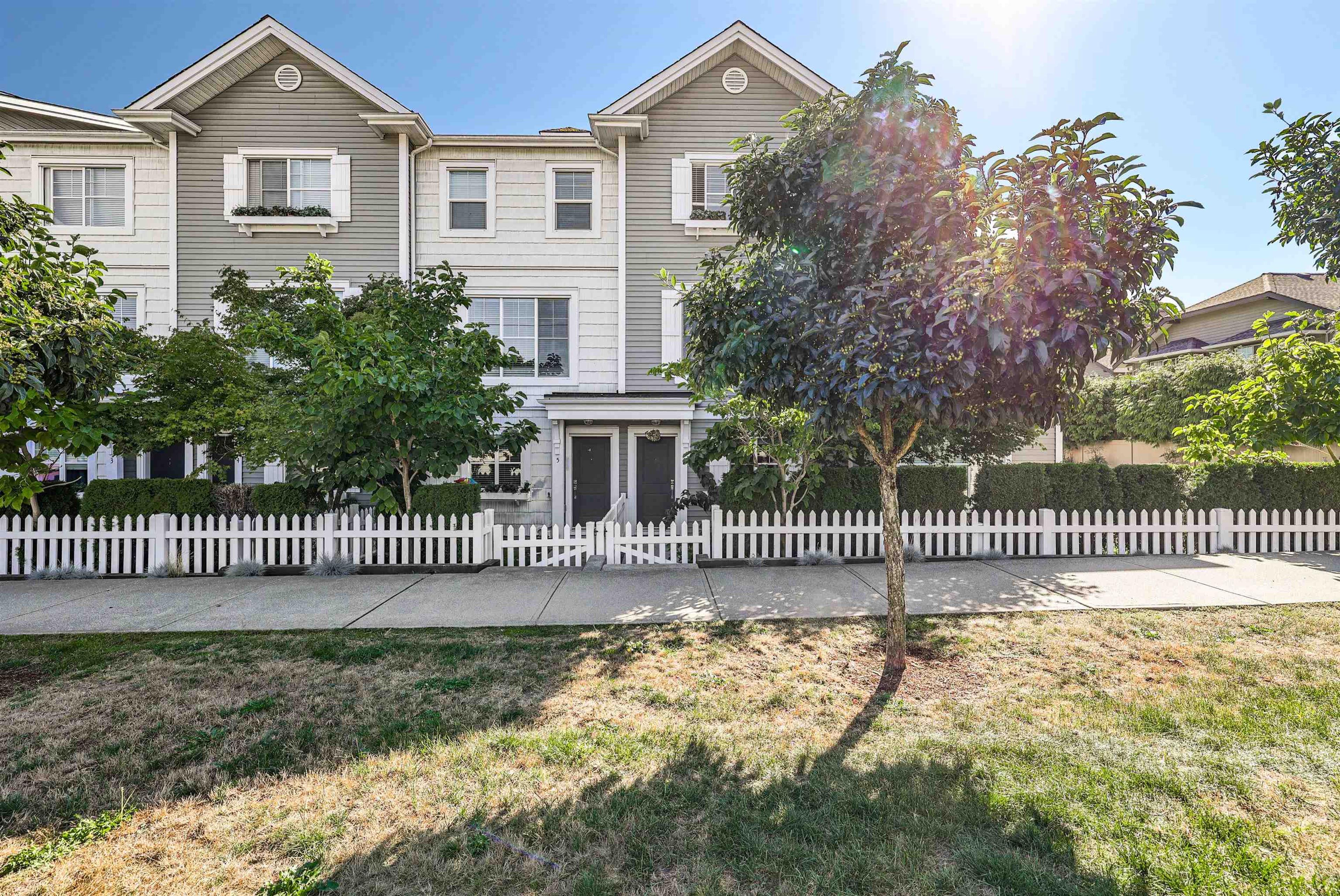 16228 16 Avenue, Surrey - Exteriors - Full Complex View - Photo 5