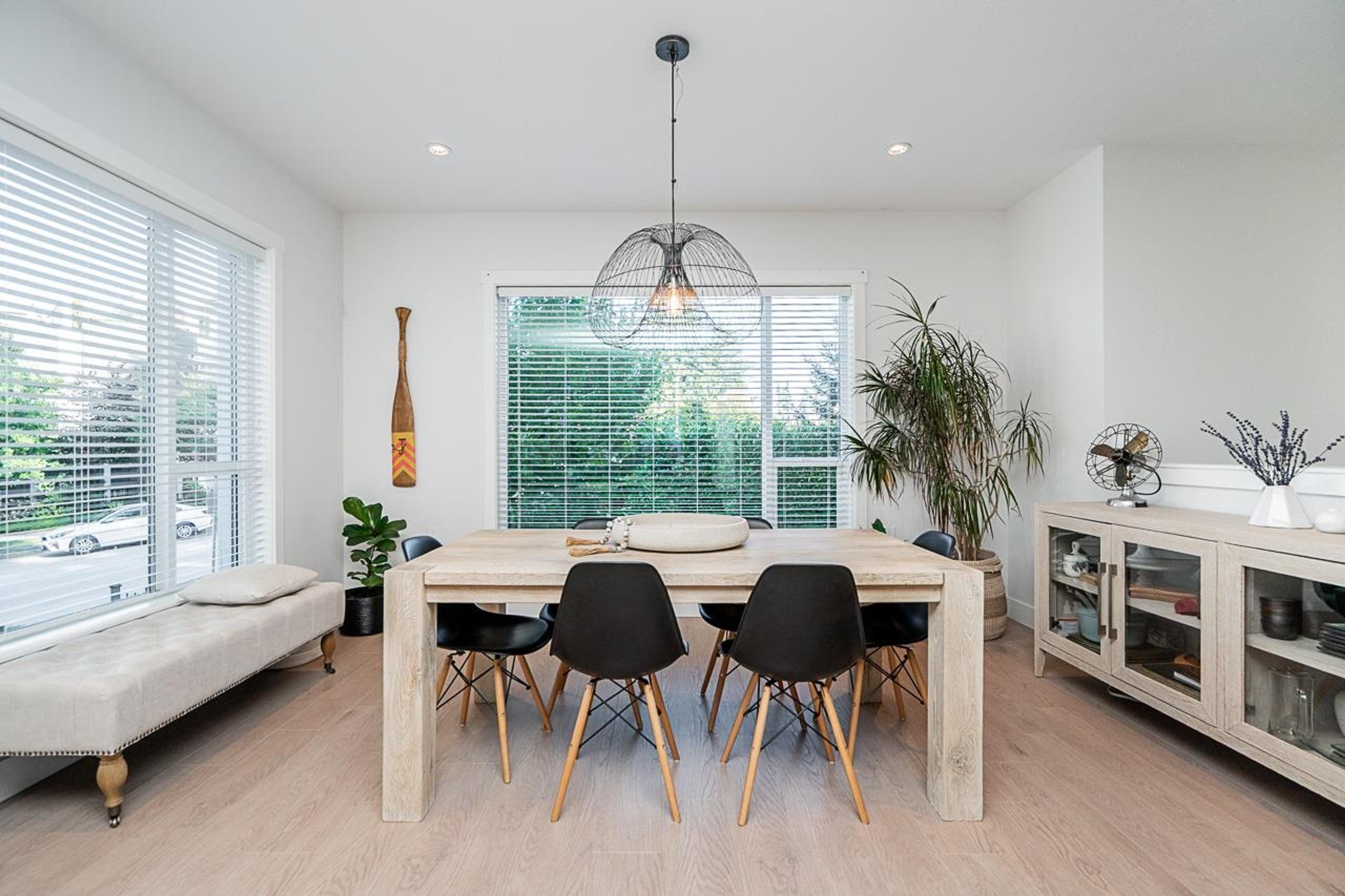 2218 Oak Meadows Drive, Surrey - Exteriors - Photo 2