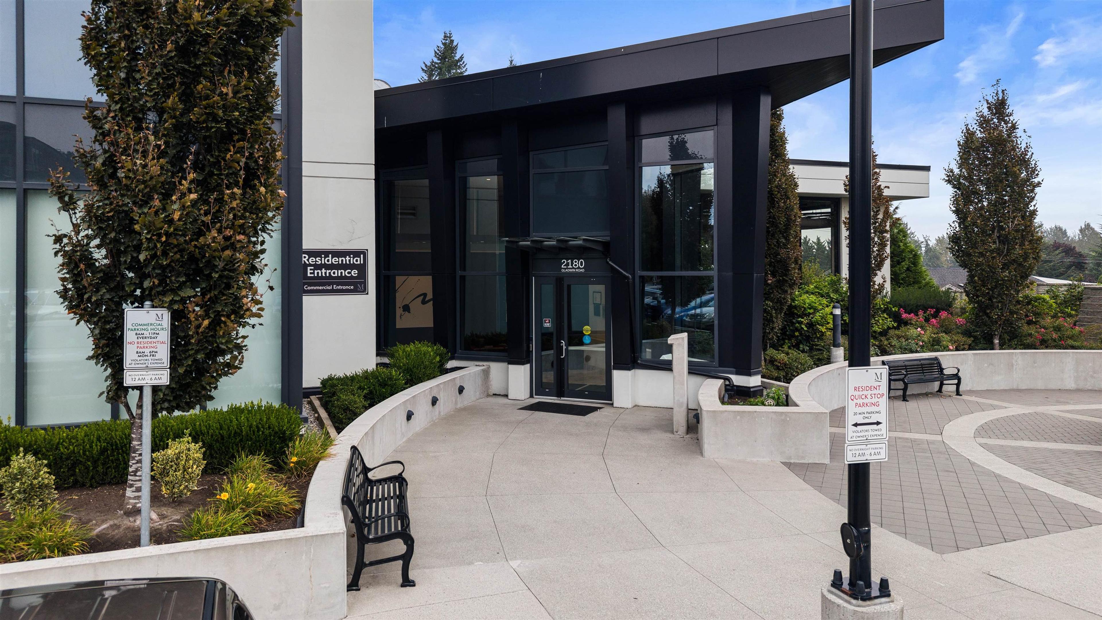 2180 Gladwin Road, Abbotsford - Exteriors - Photo 5