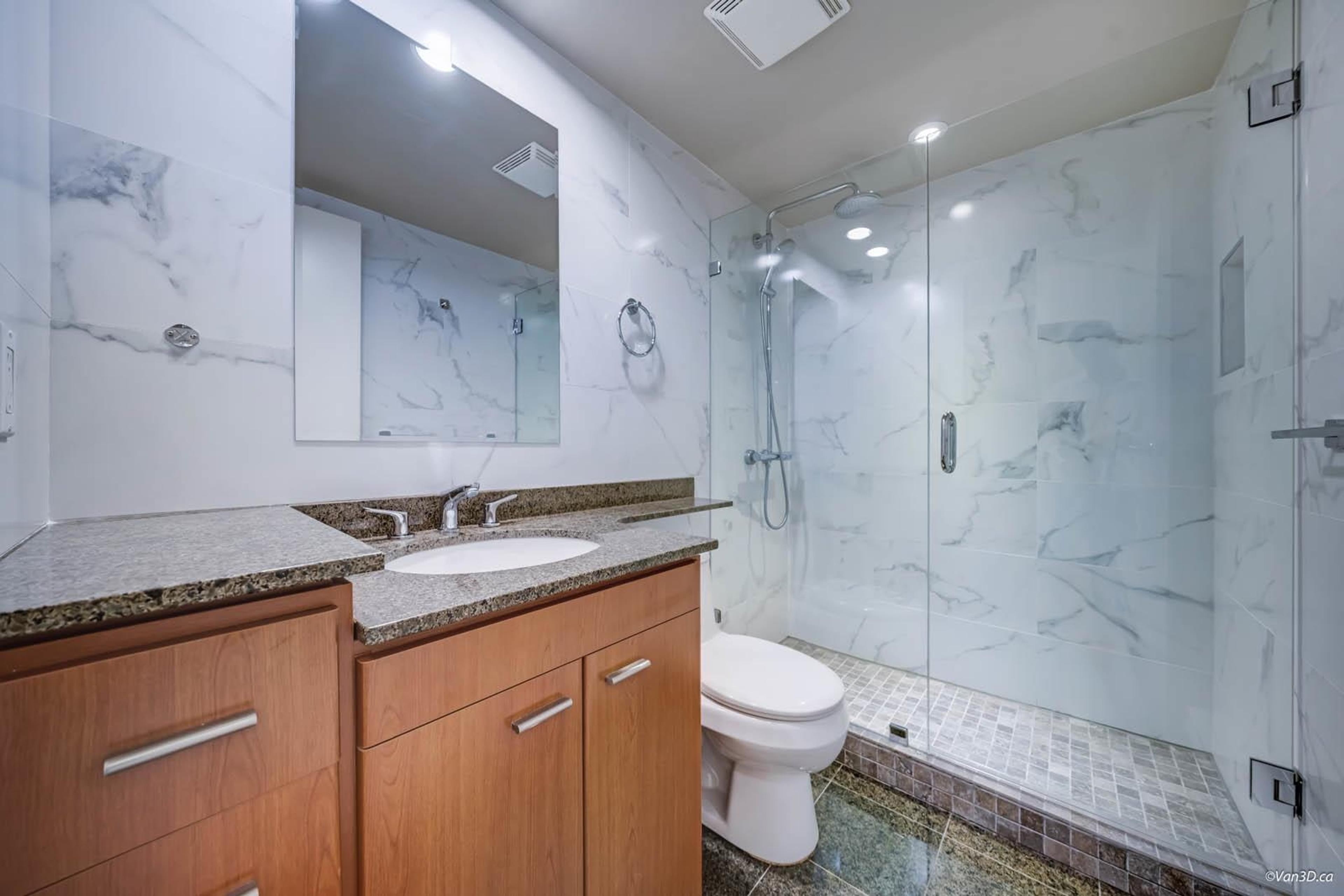 #1506 583 BEACH CRESCENT - Image 18
