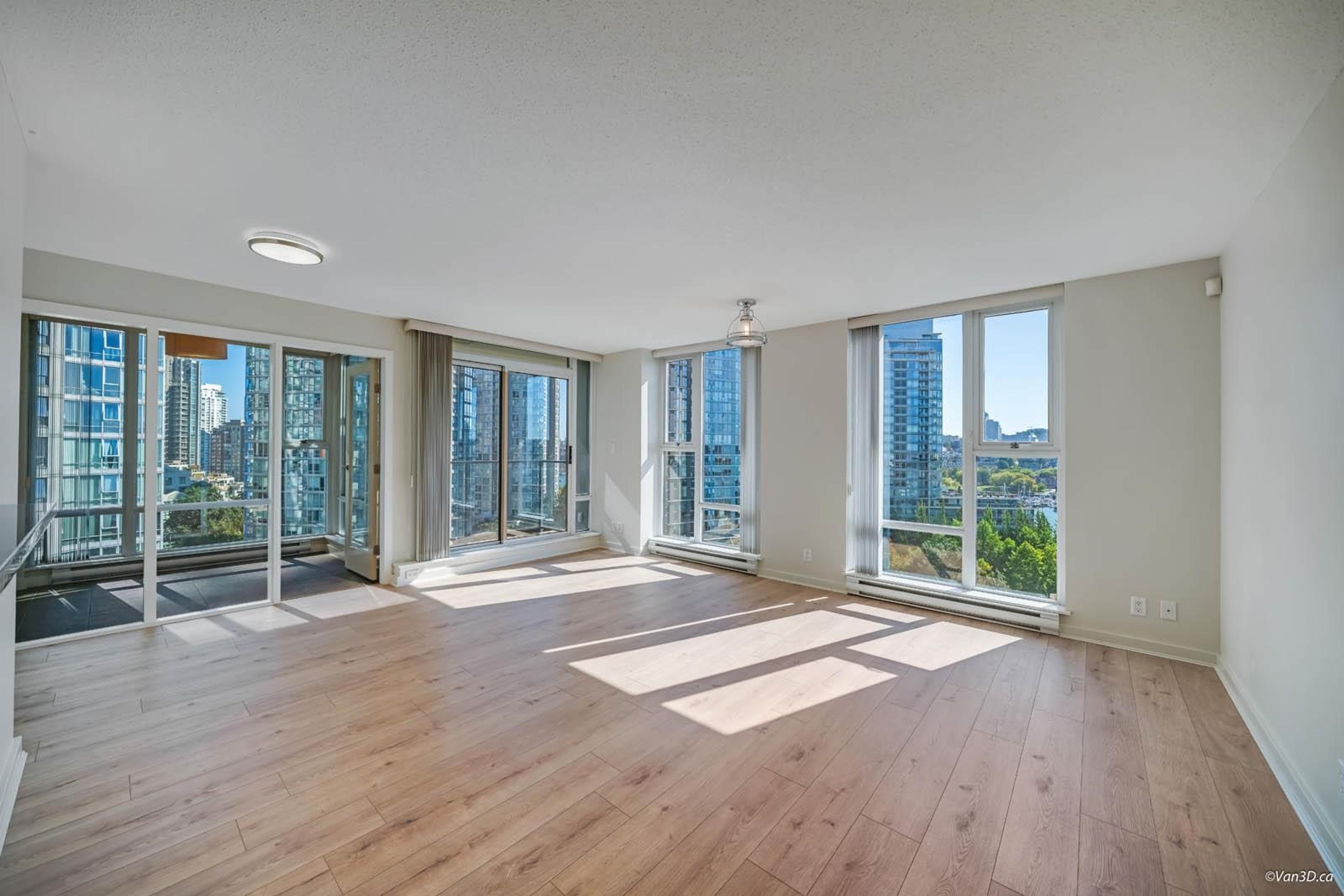#1506 583 BEACH CRESCENT - Image 4