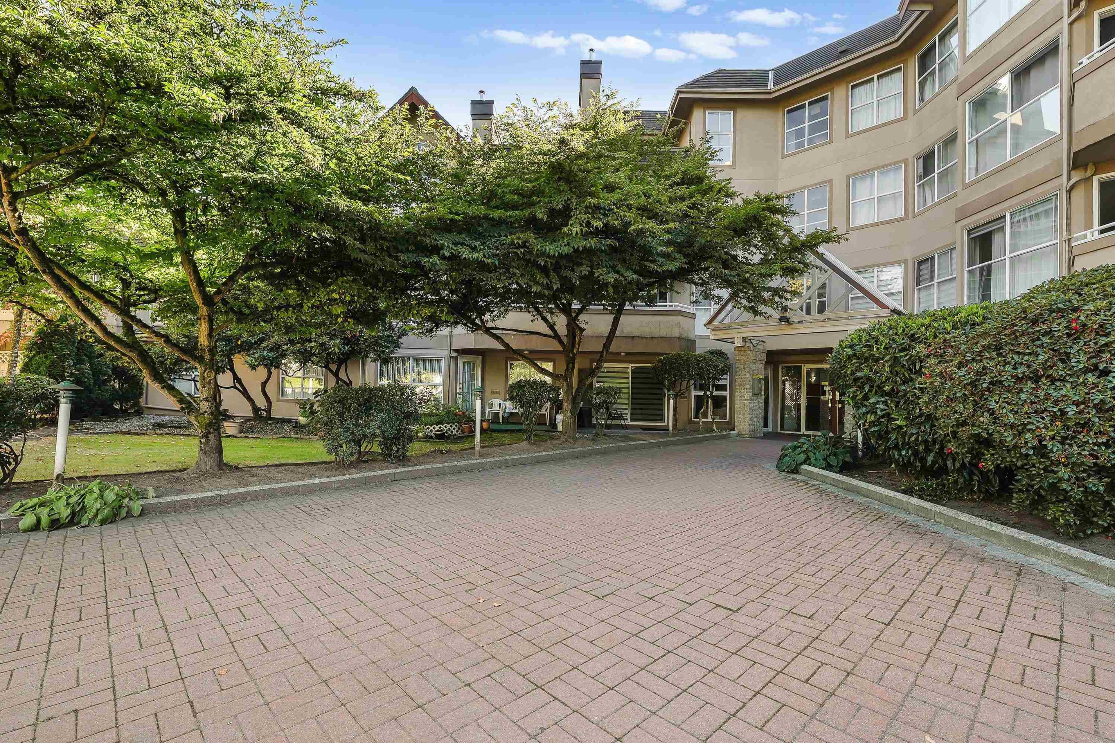 7435 121a Street, Surrey - Exteriors - Full Complex View - Photo 3