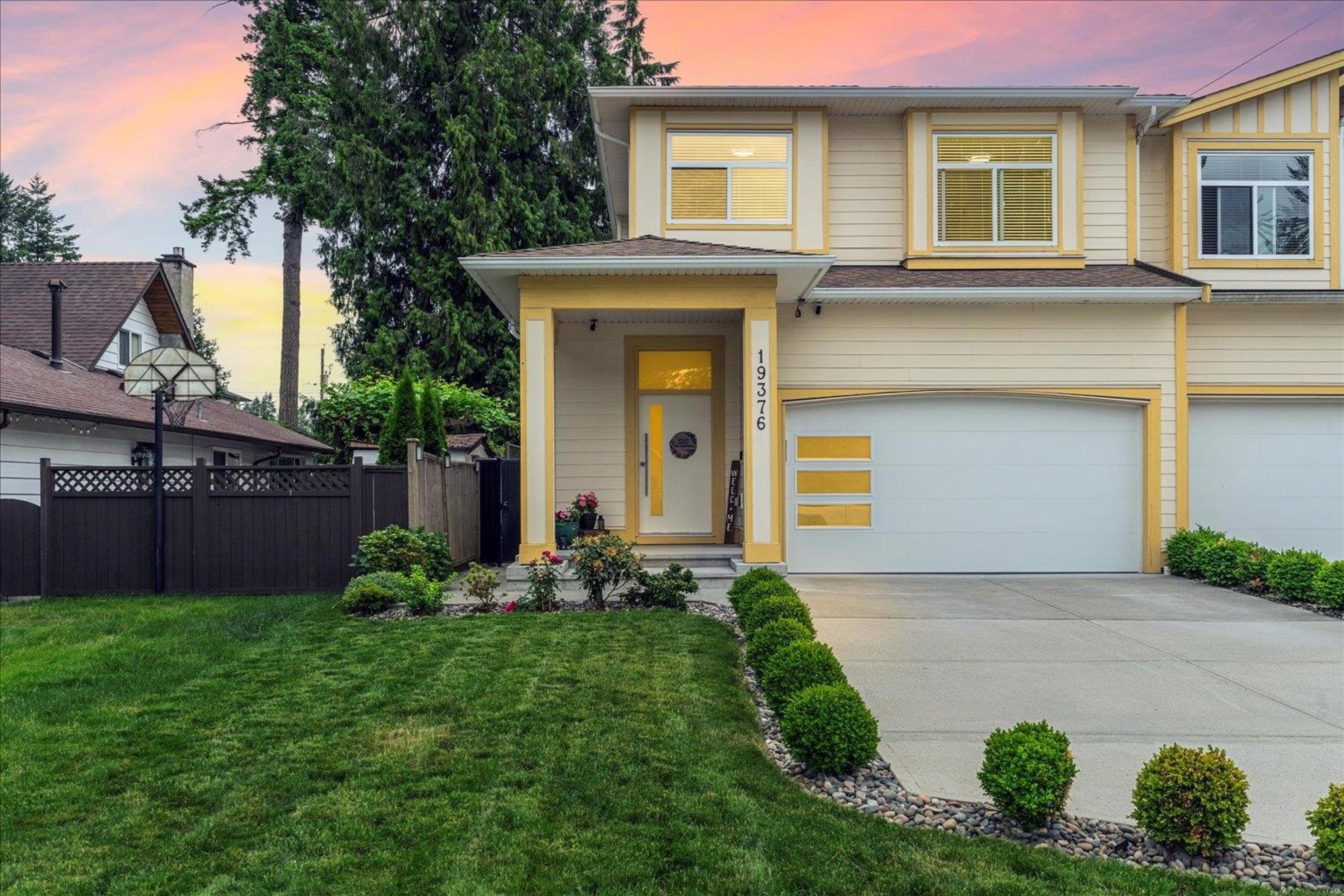 19376 120b Avenue, Pitt Meadows - Exteriors - Photo 1