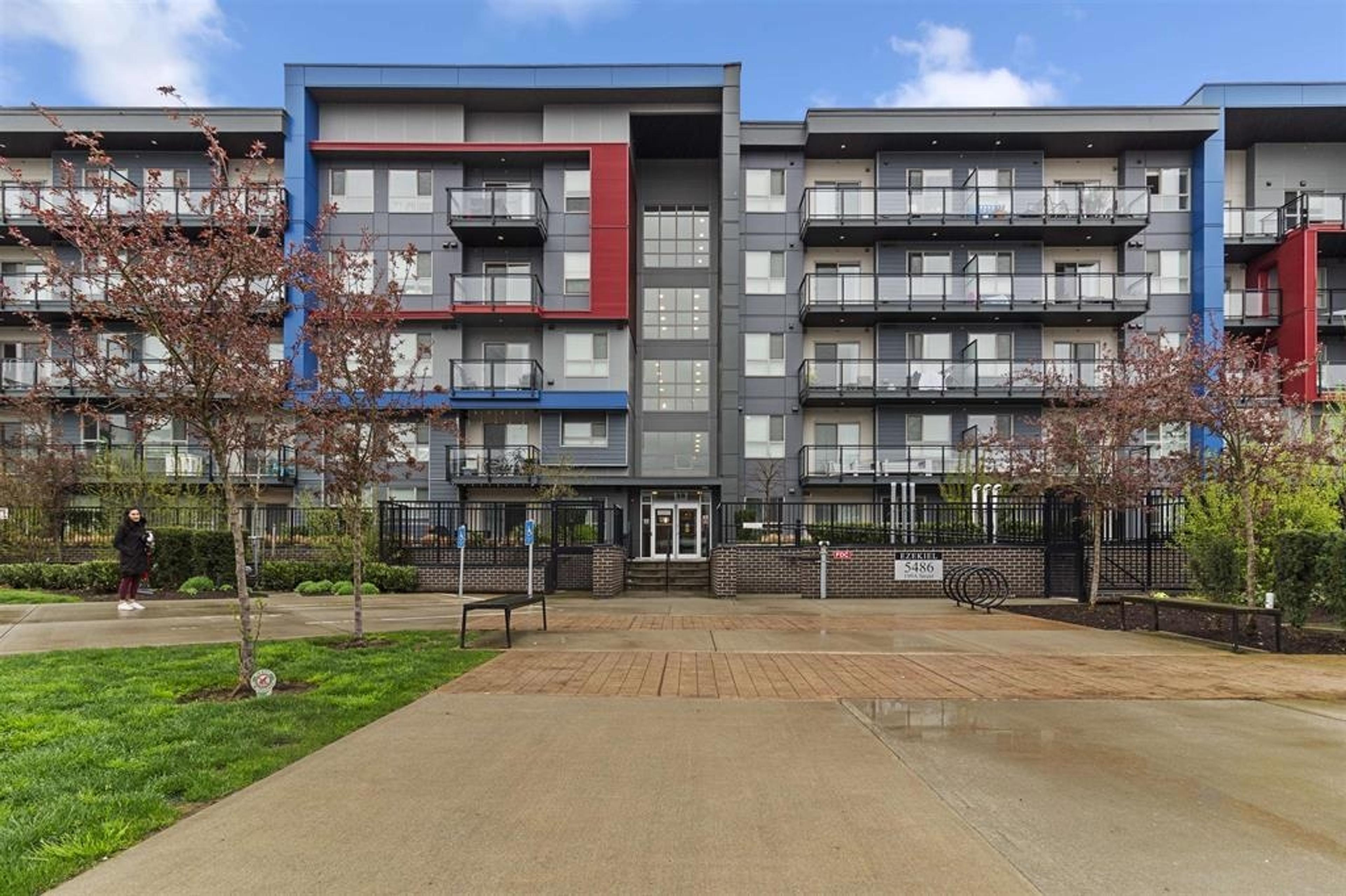 5486 199a Street, Langley - Exteriors - Photo 1