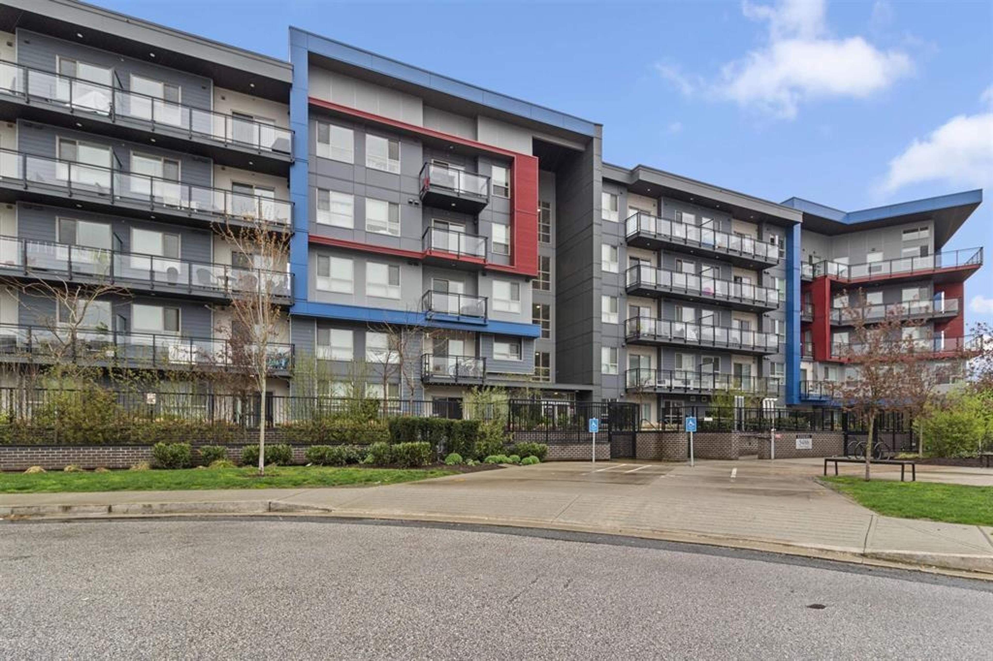 5486 199a Street, Langley - Exteriors - Full Complex View - Photo 3